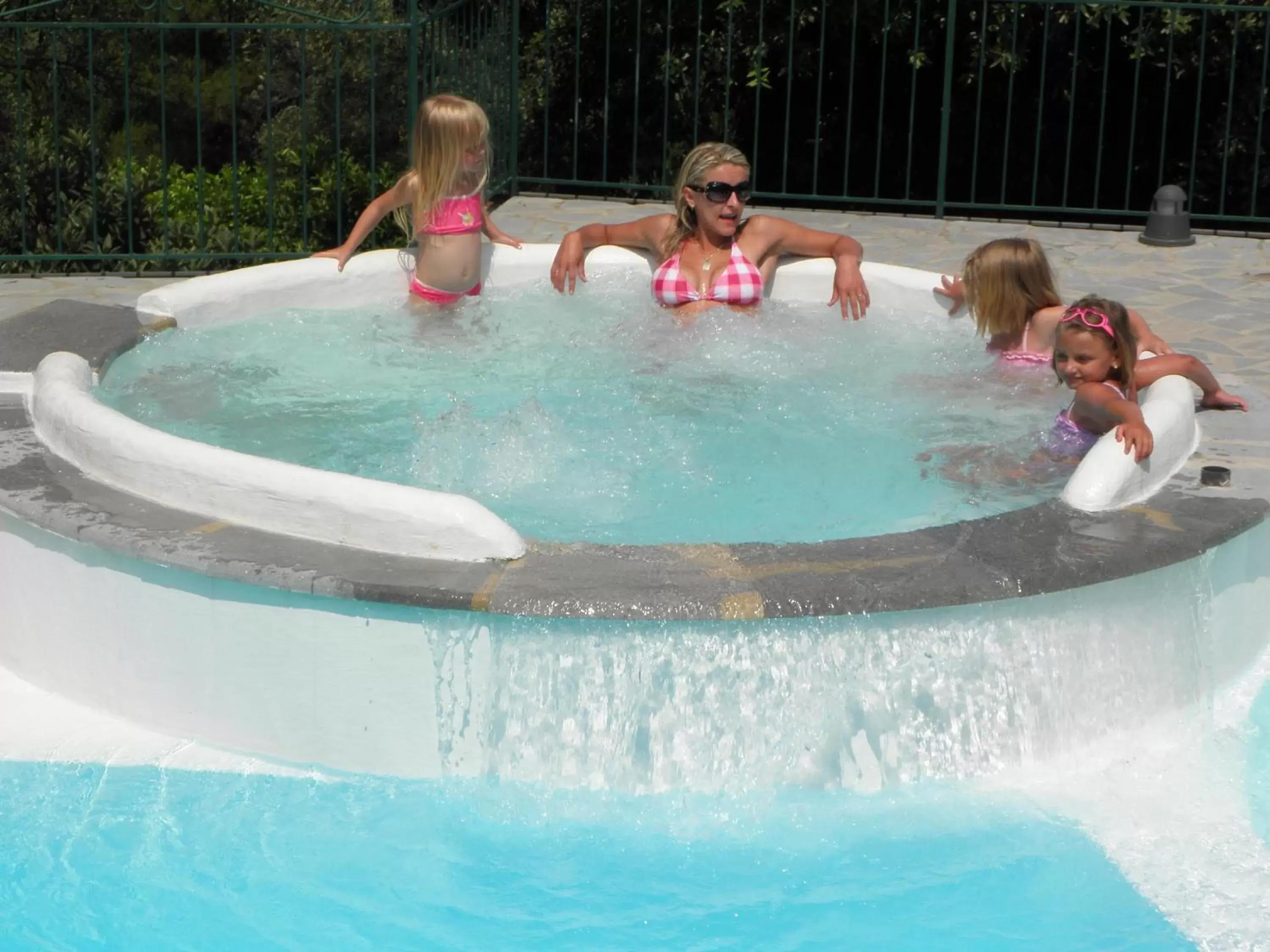 Swimming pool, Children in Residence Torre Delle Viole