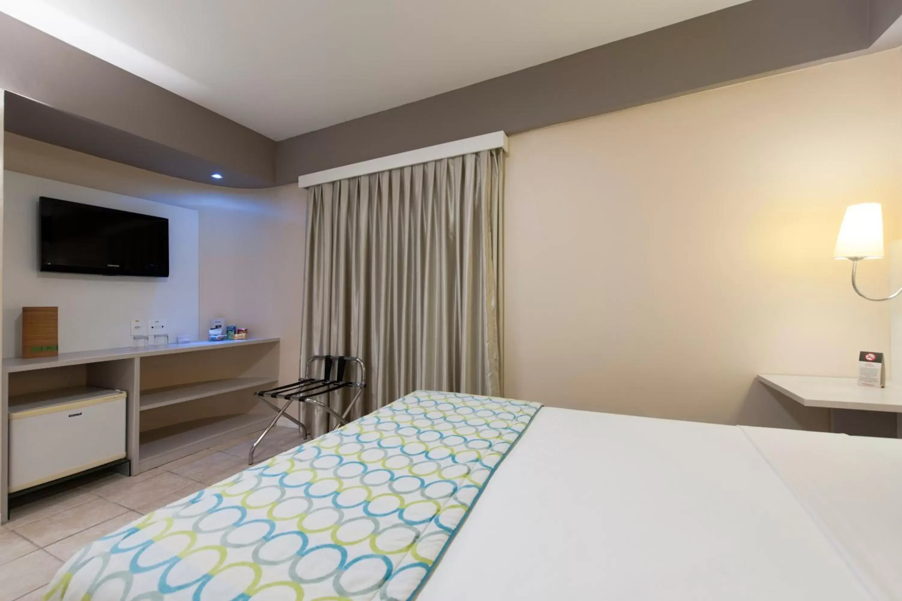 Bed, Room Photo in Comfort Hotel Fortaleza