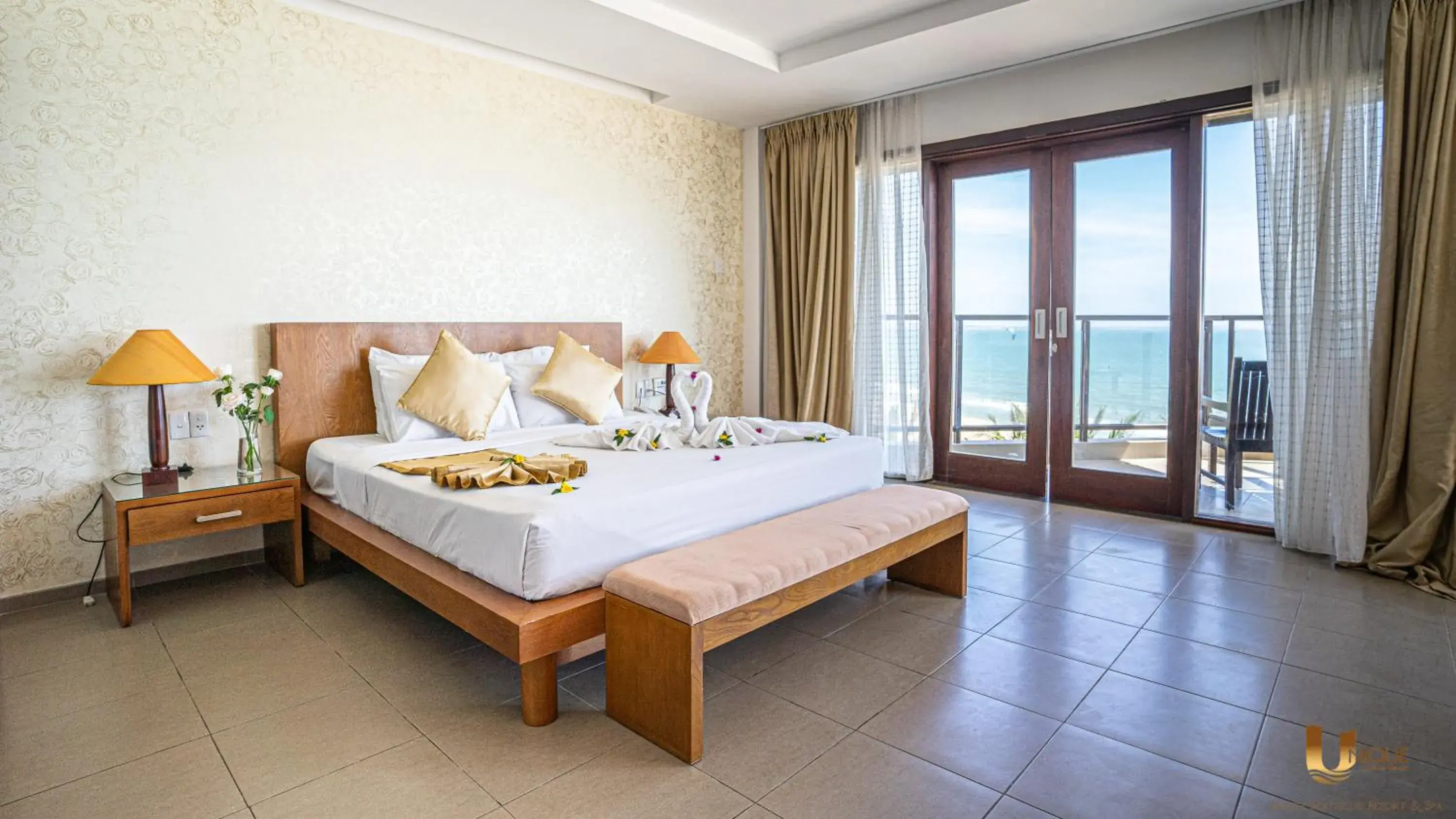 Bed in Unique Mui Ne Resort and Spa Bed in Unique Mui Ne Resort and Spa