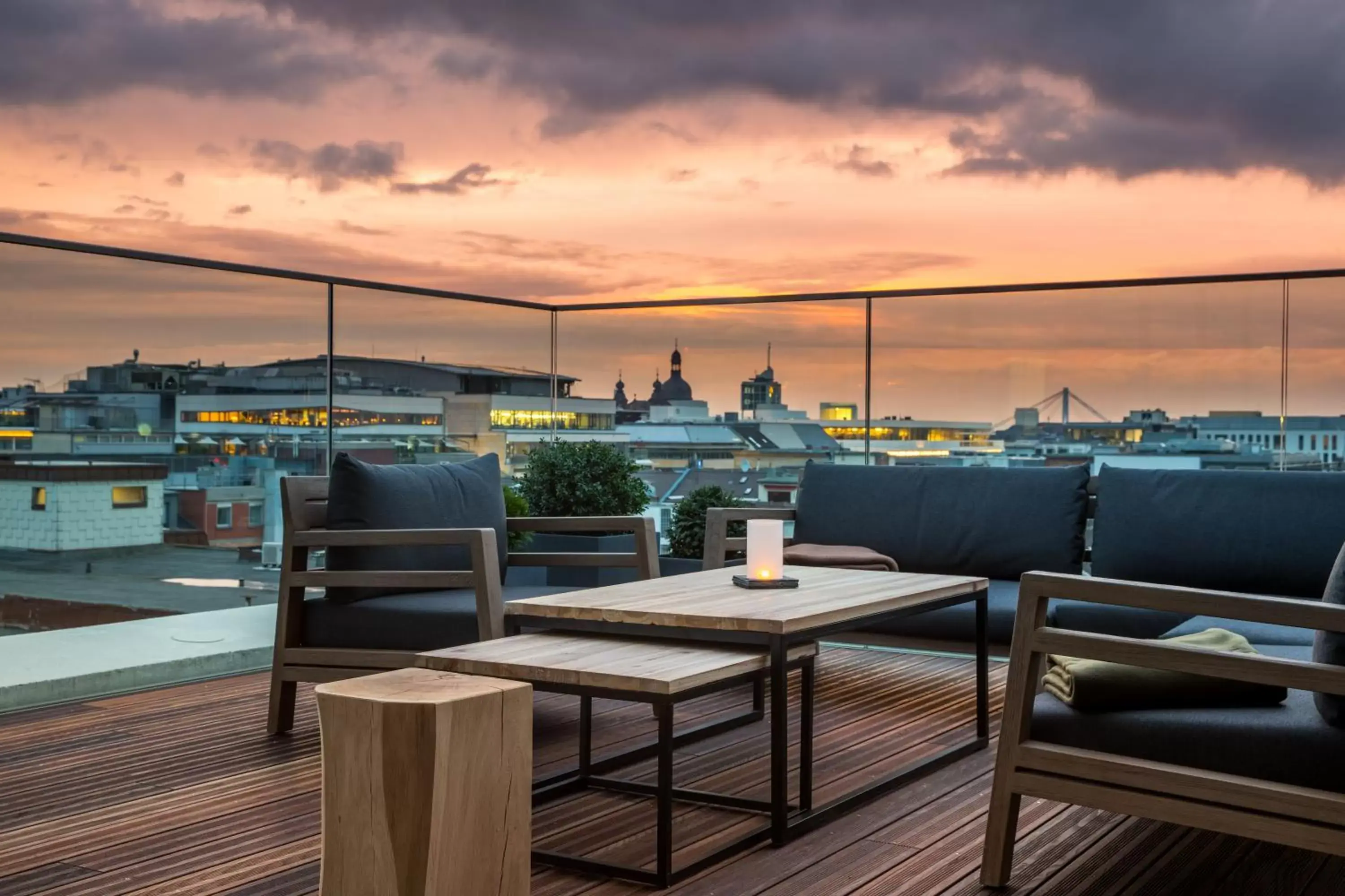 Lounge or bar, Lounge/Bar in Radisson Blu Hotel, Mannheim