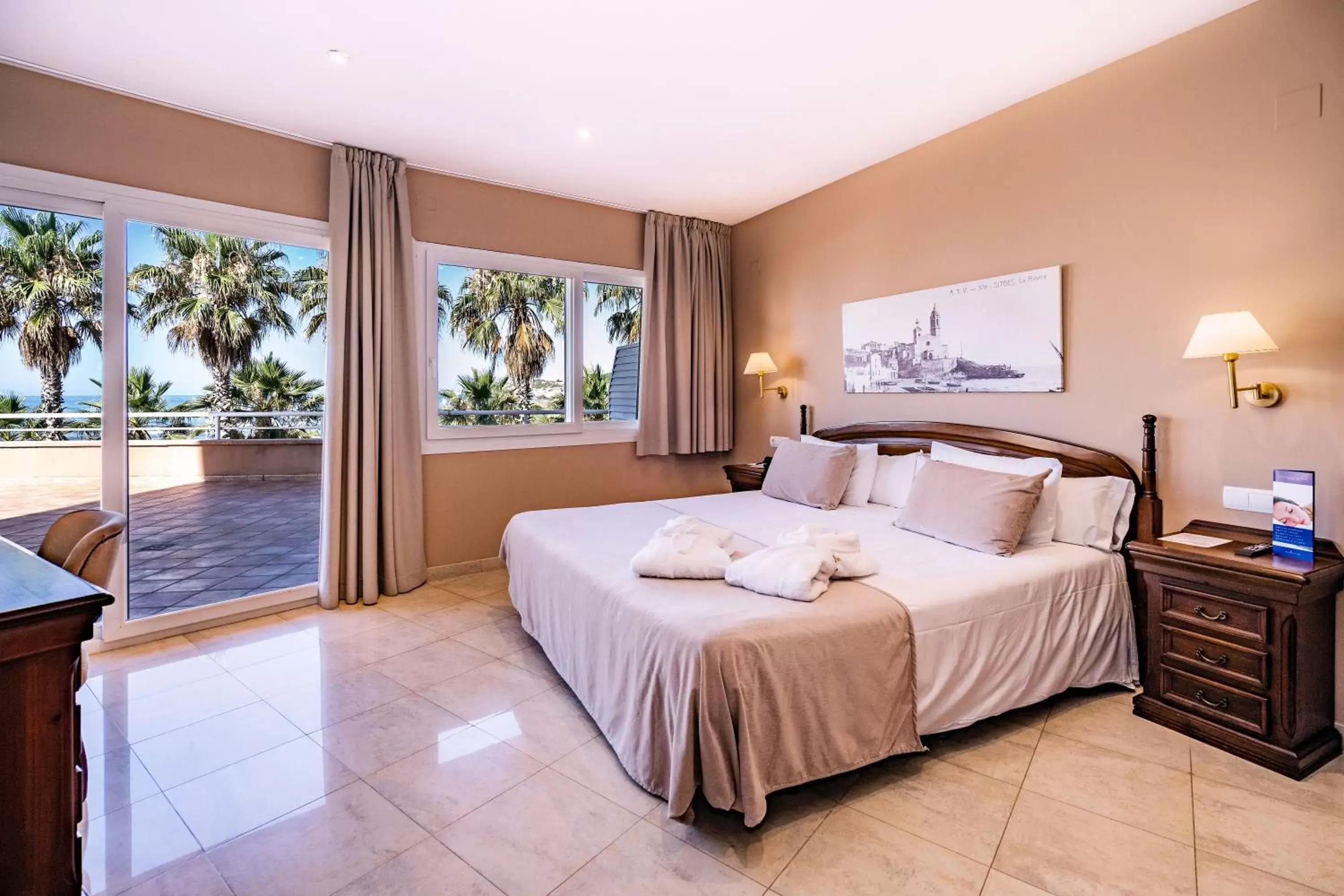 Bedroom, Bed in Sunway Playa Golf & Spa Sitges