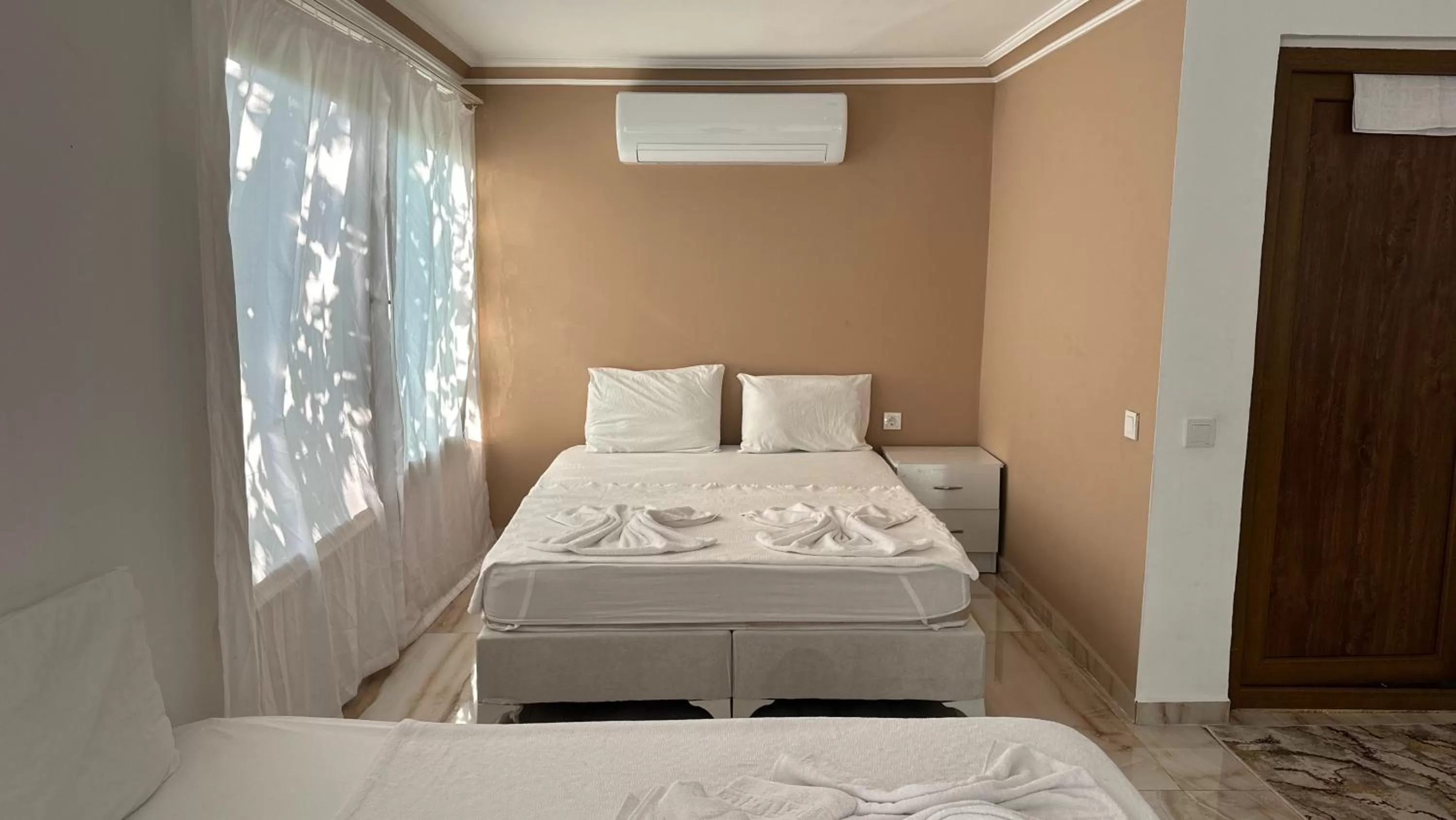 Bed in Kiriş Garden Hotel