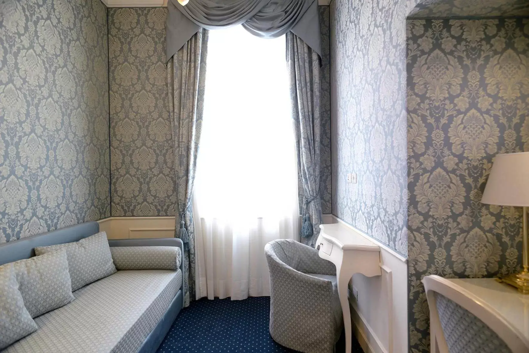 Bedroom, Seating Area in Corte Barozzi Venice Suites