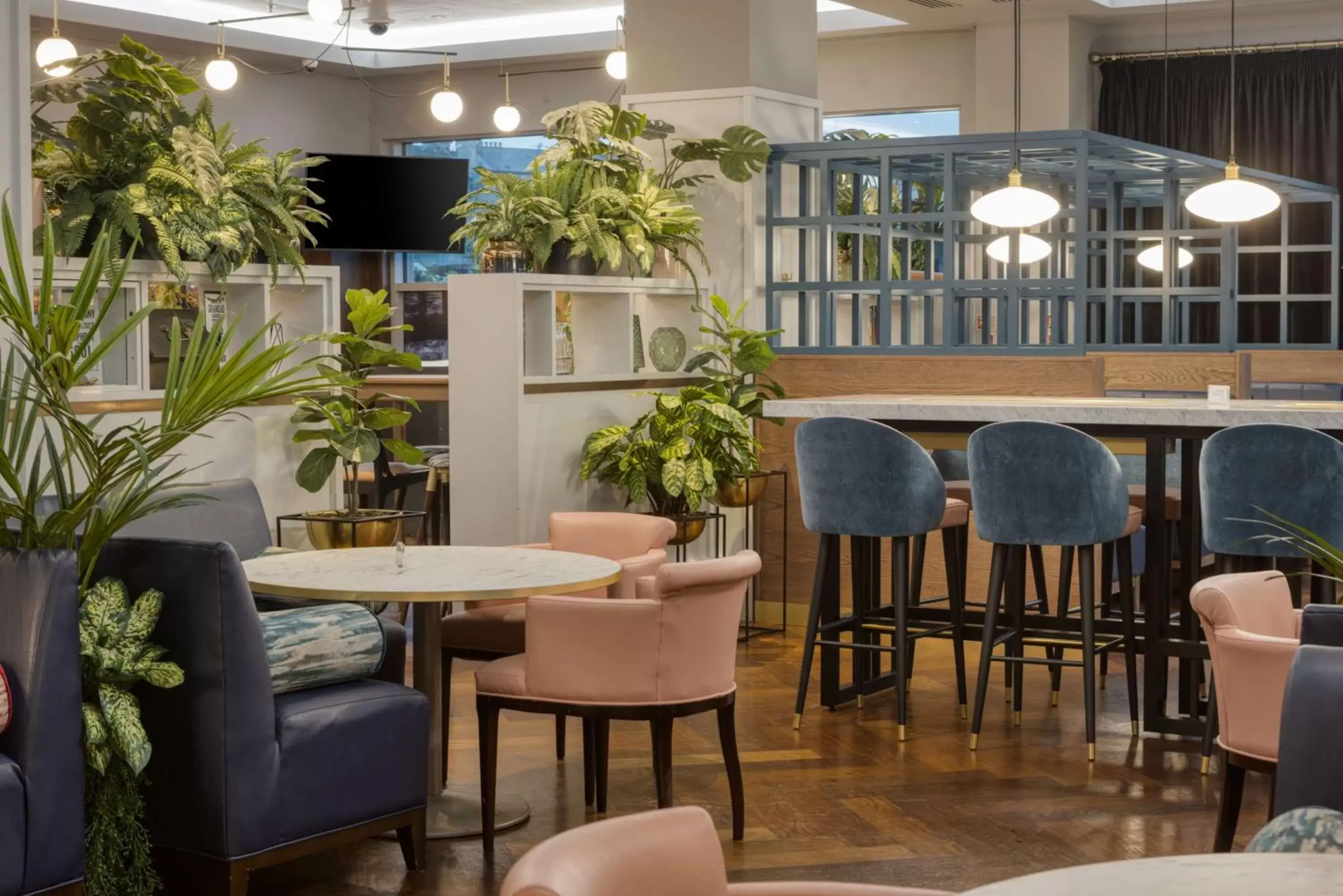 Lounge or bar, Lounge/Bar in Hilton Glasgow