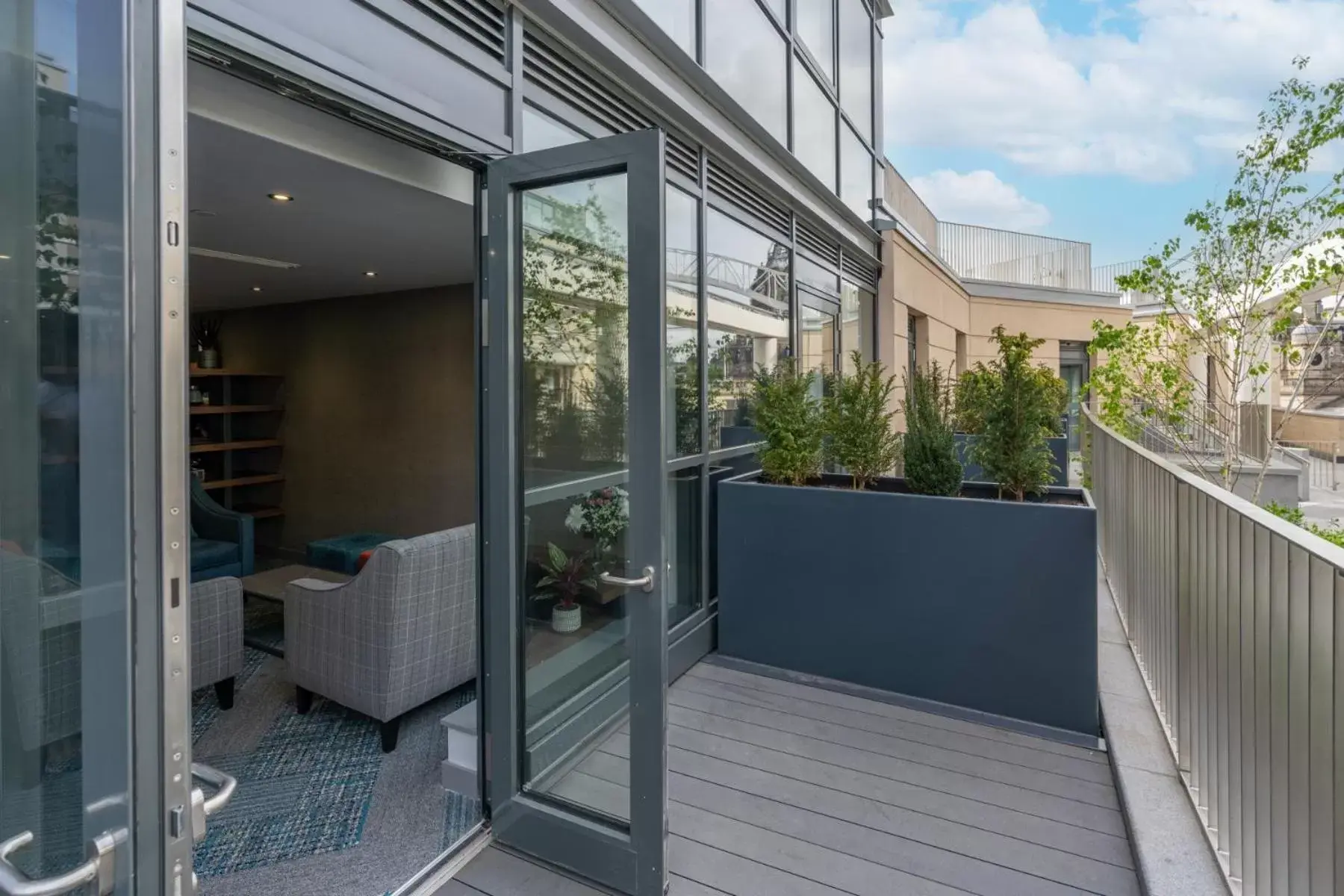 Balcony/Terrace in Roomzzz Edinburgh