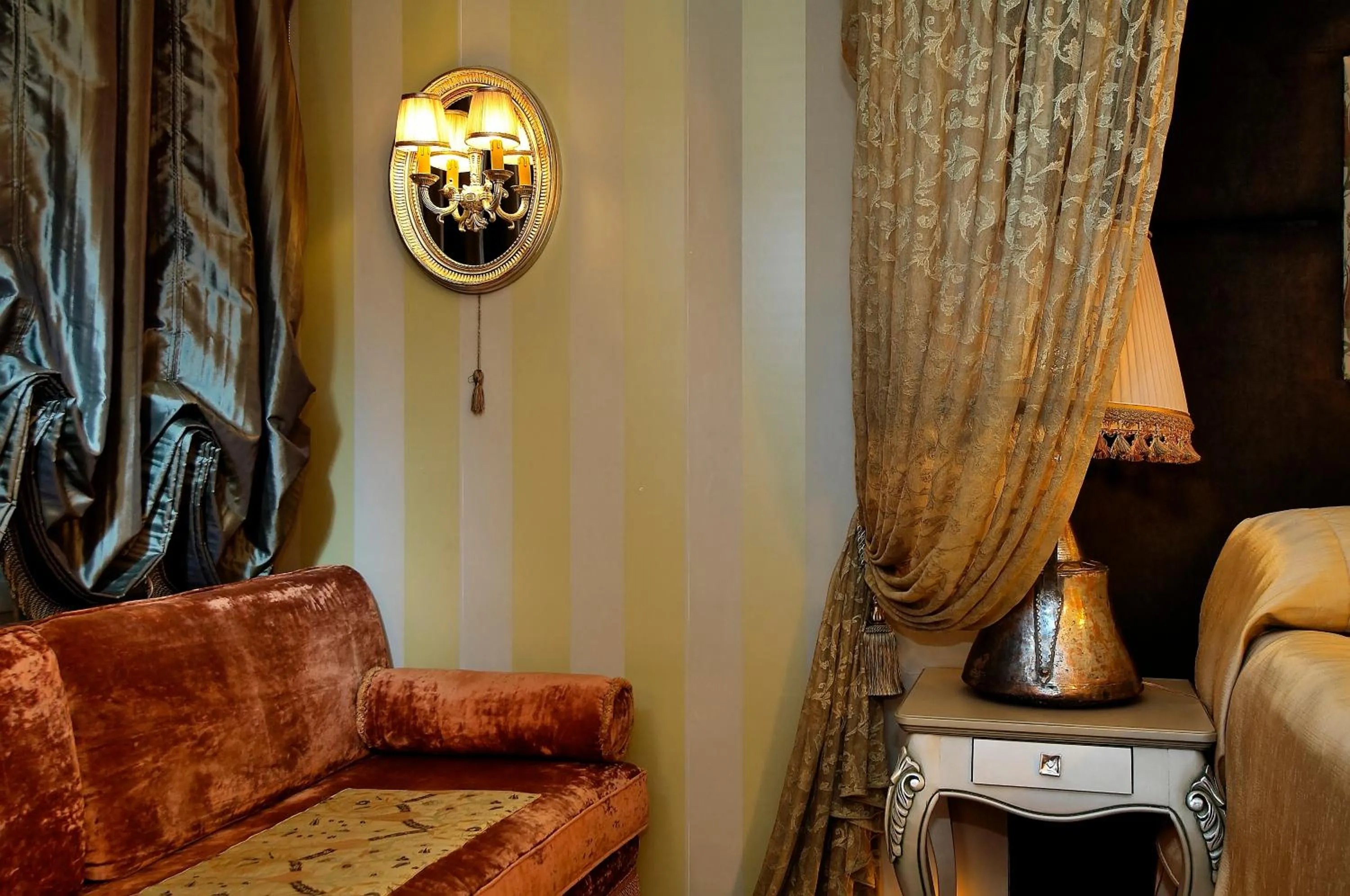 Seating area in Gonluferah Thermal Hotel