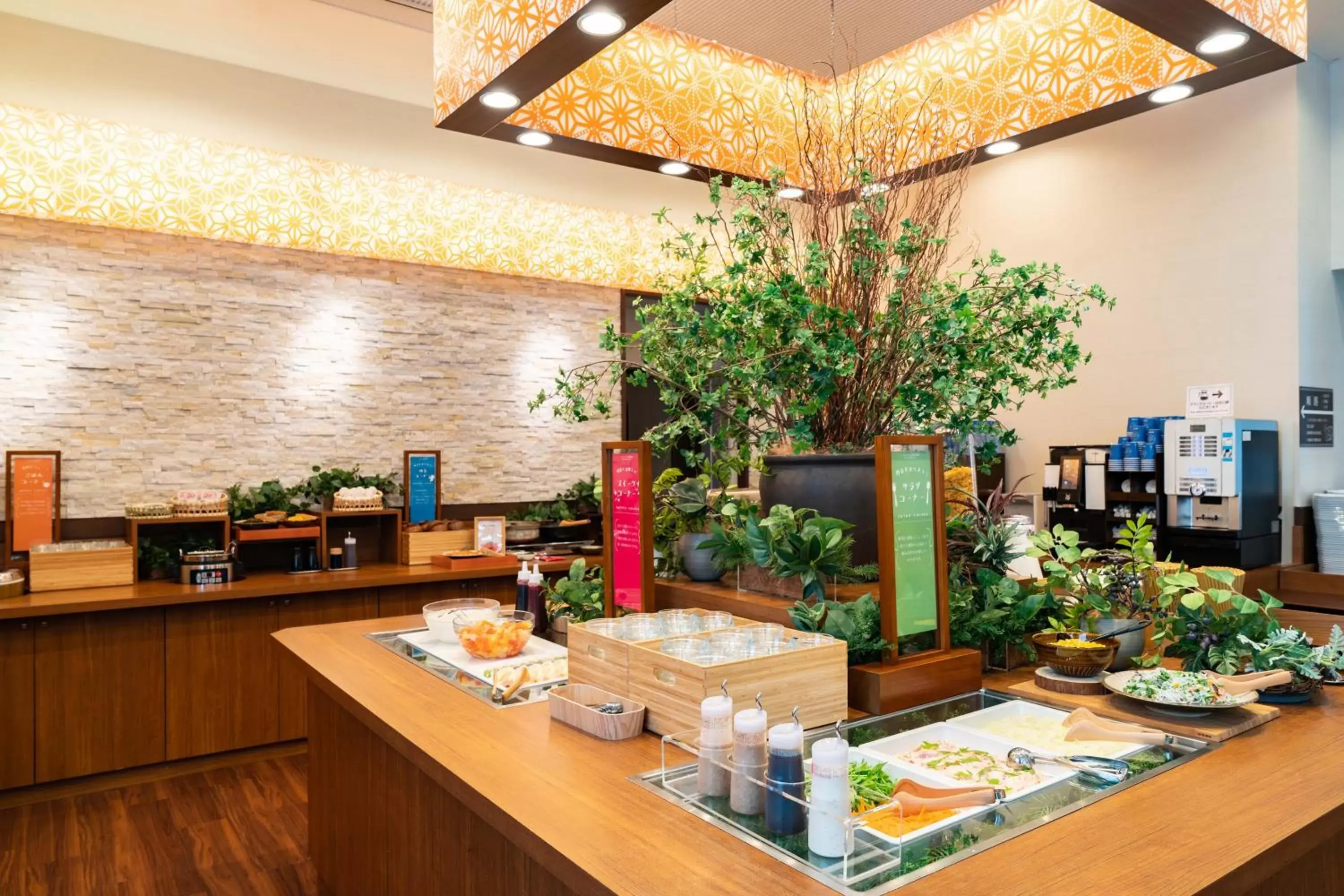 Restaurant/Places to Eat in Vessel Hotel Fukuoka Kaizuka