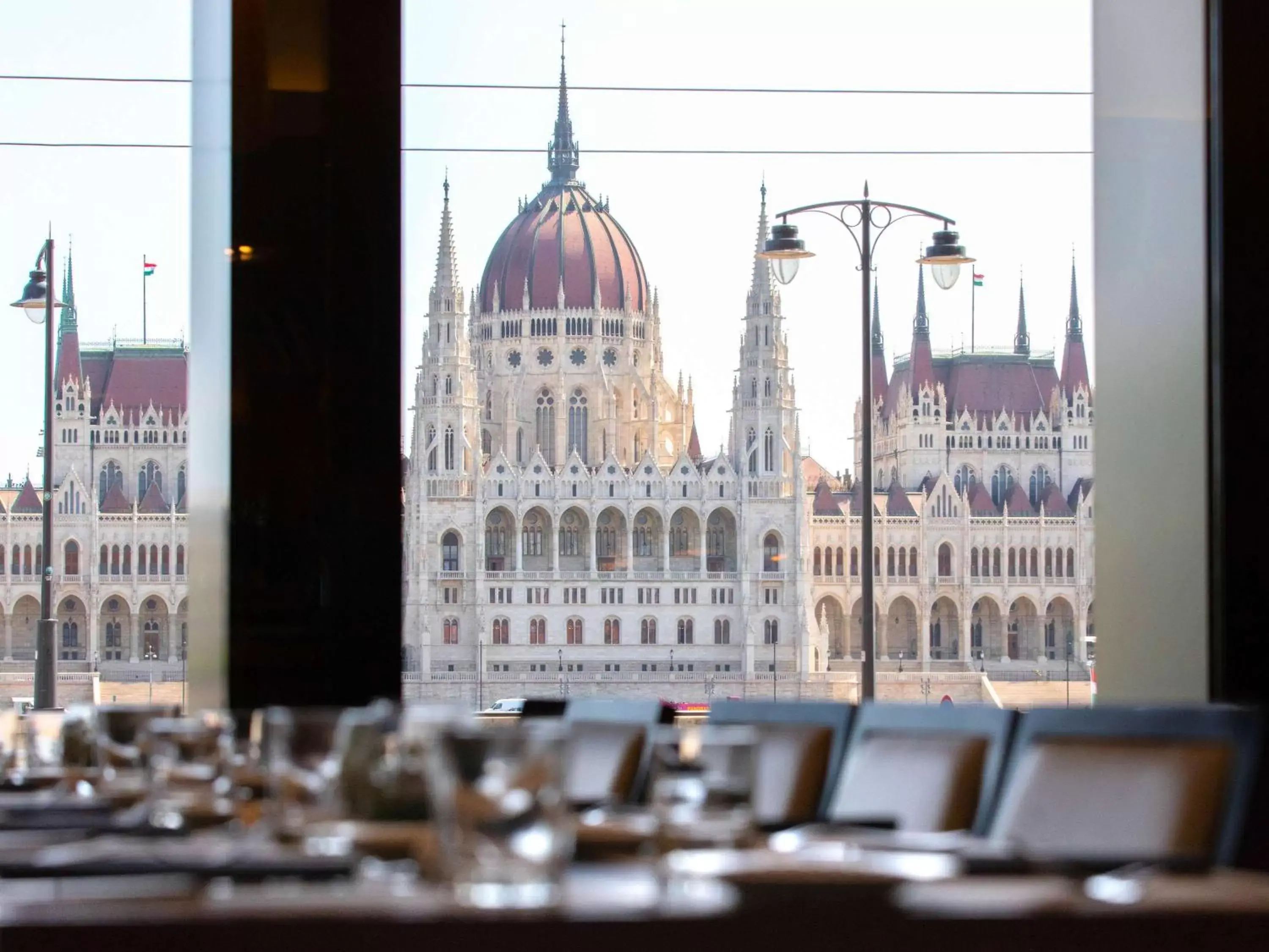 Restaurant/places to eat in Novotel Budapest Danube