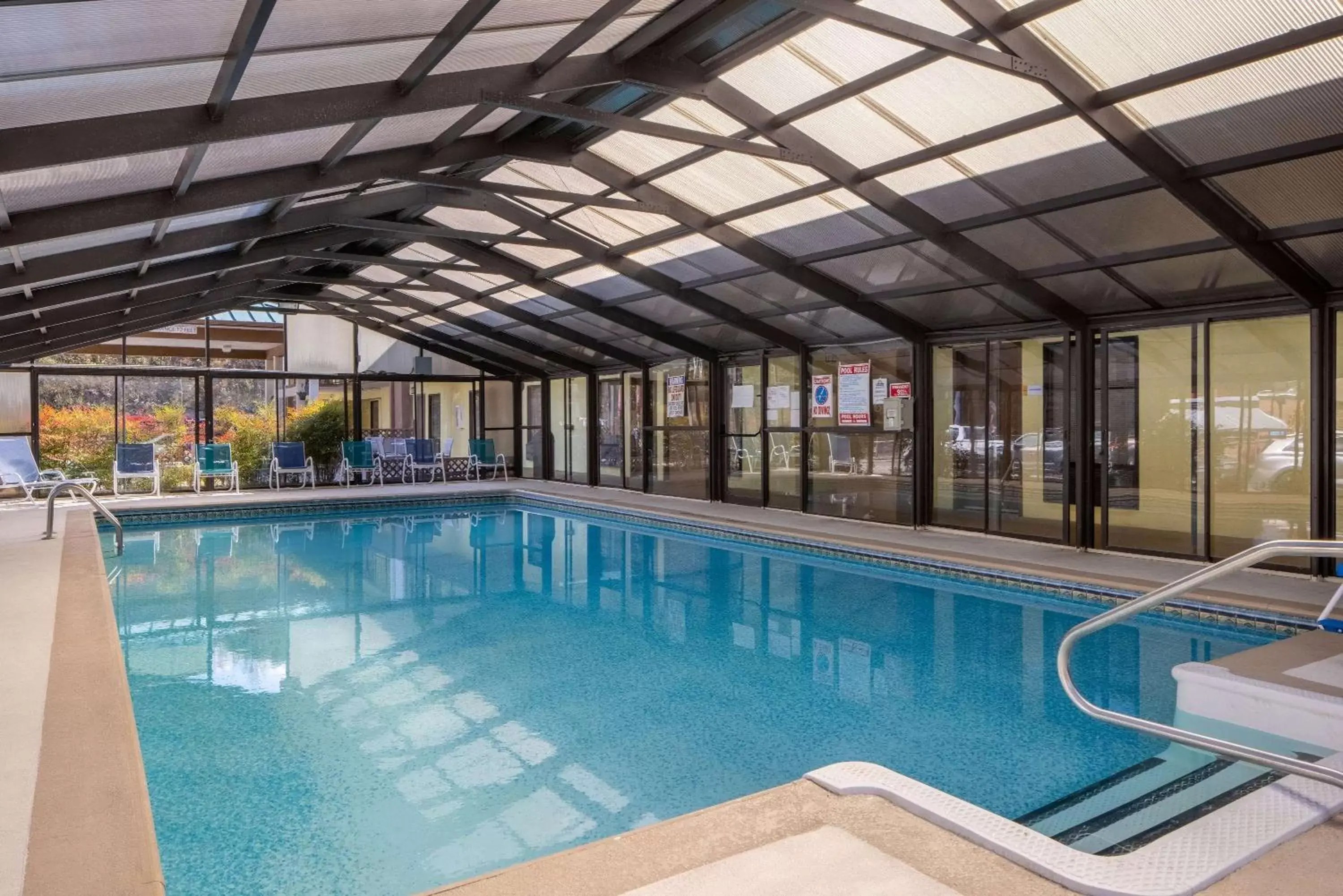 On site, Swimming Pool in Days Inn by Wyndham Murphy