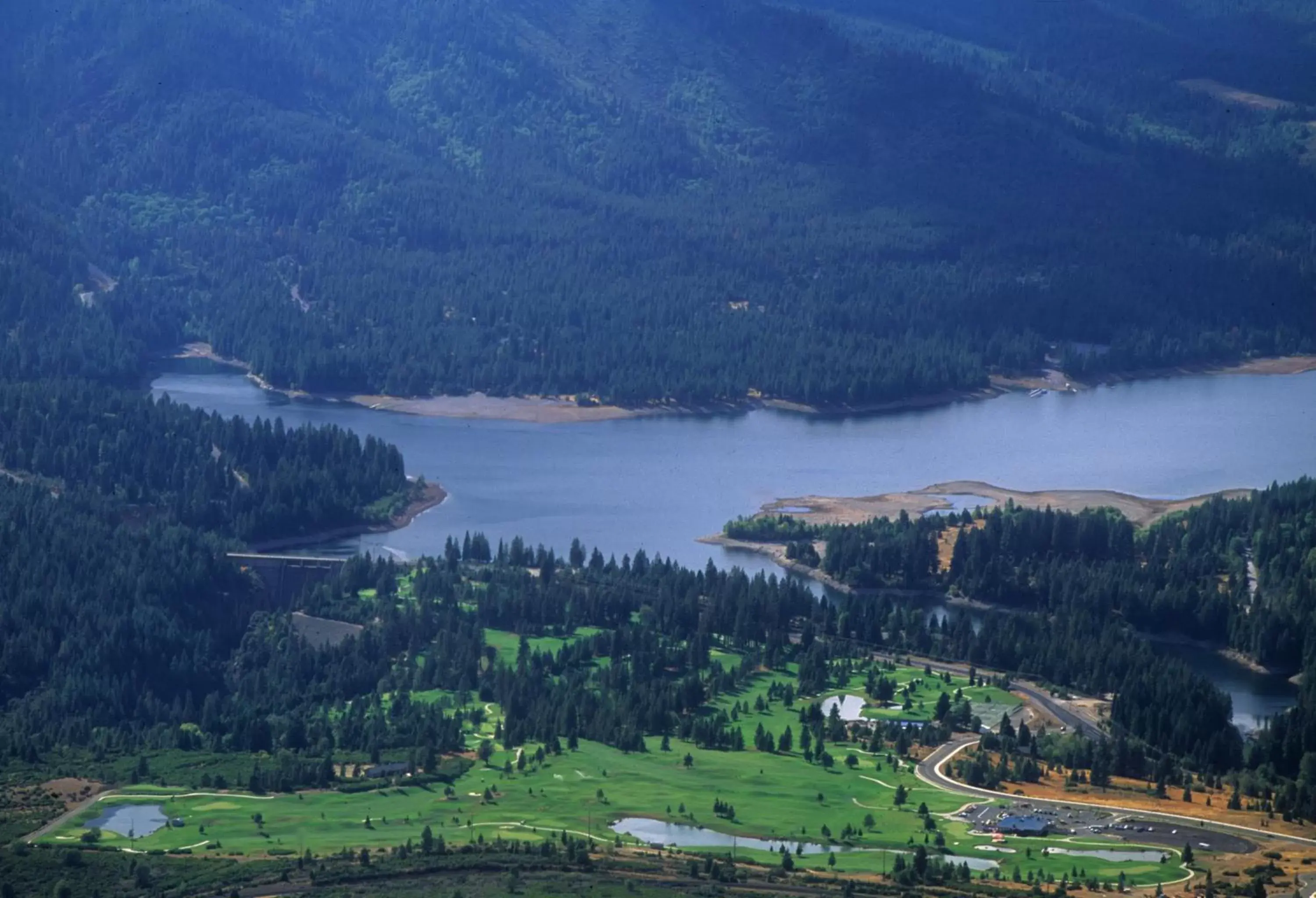 Bird's eye view, Bird's-eye View in Mount Shasta Resort