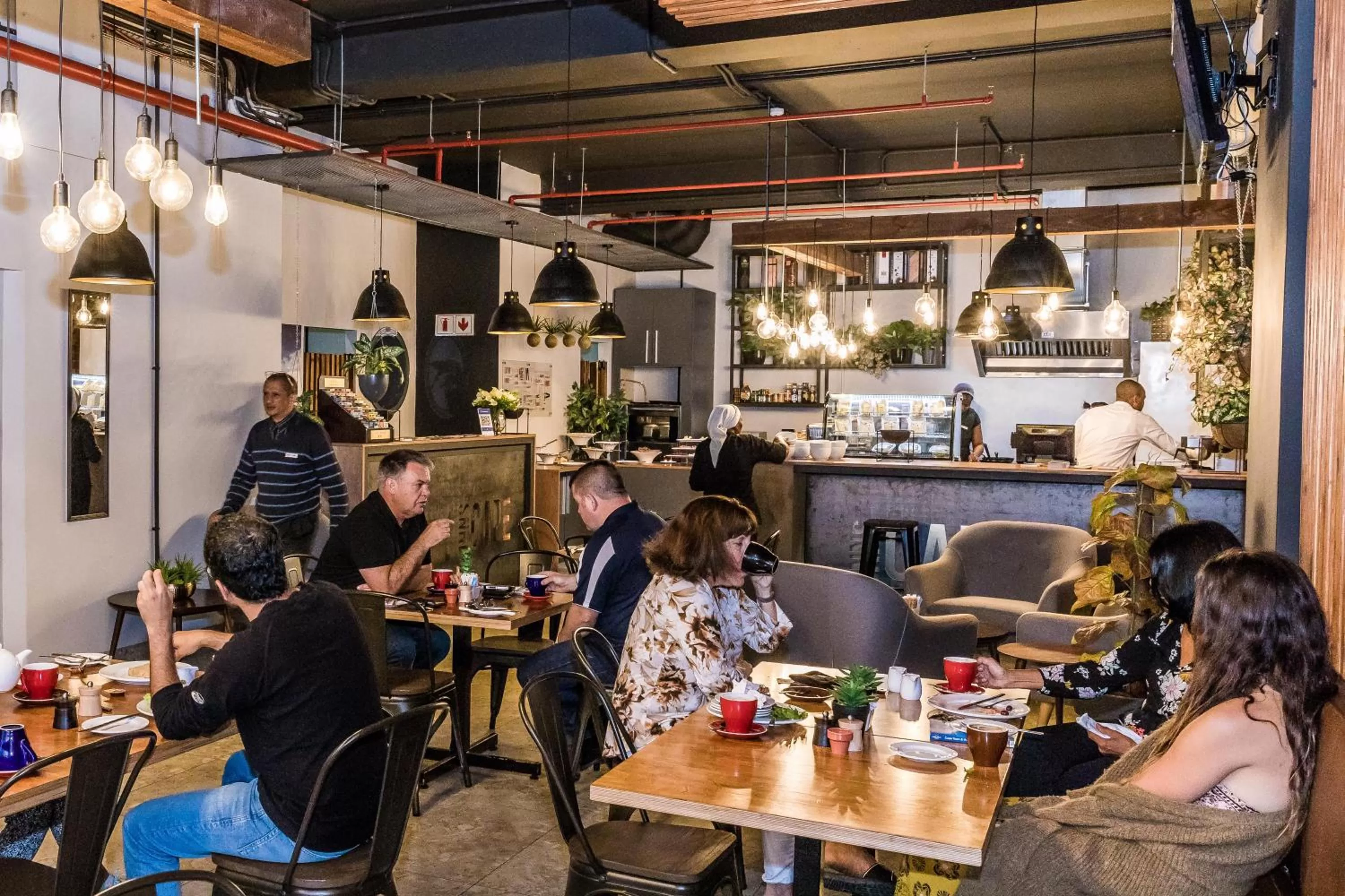 Restaurant/places to eat in InnsCape on Castle Hotel