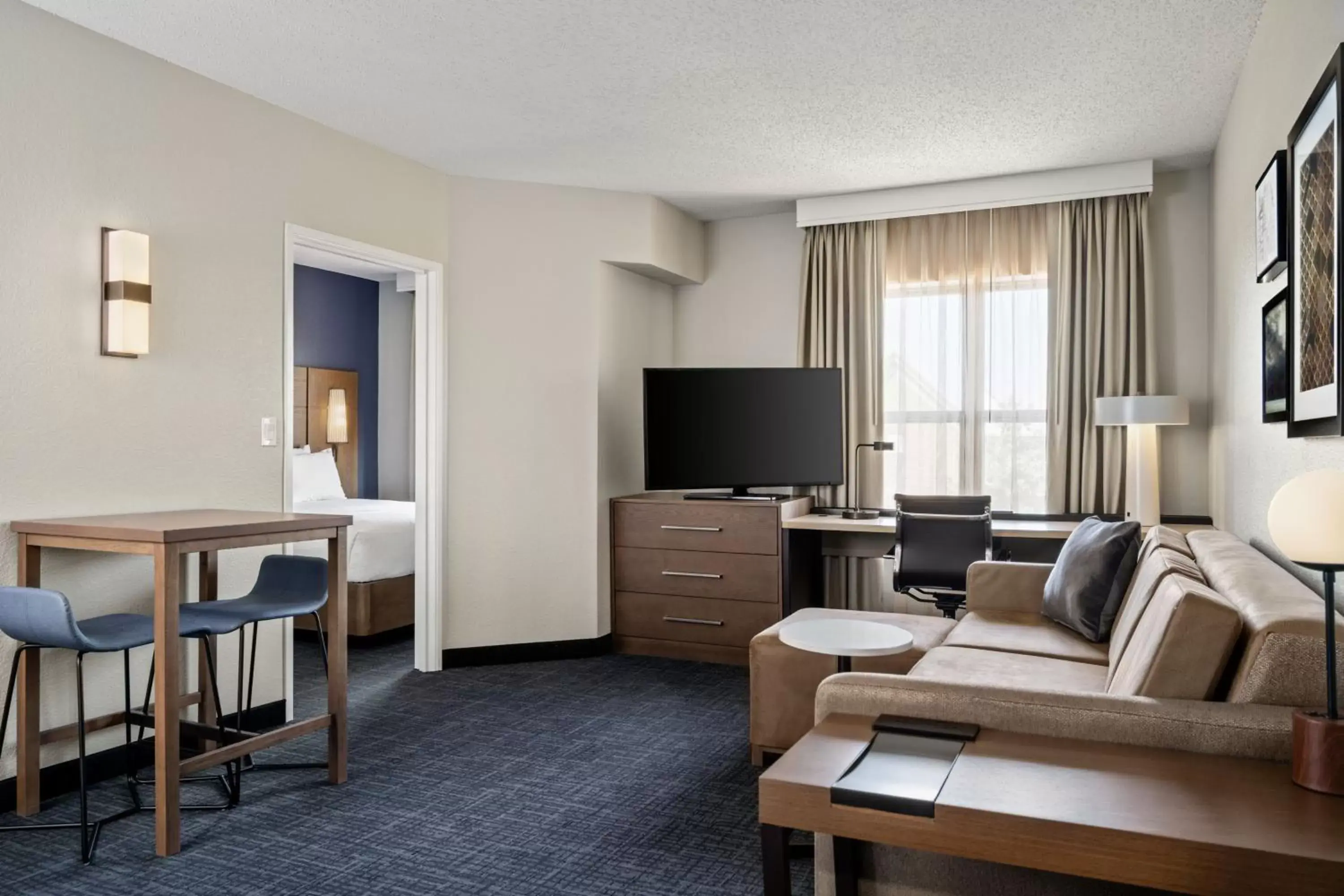 Living room, Seating Area in Residence Inn by Marriott Chicago Naperville/Warrenville