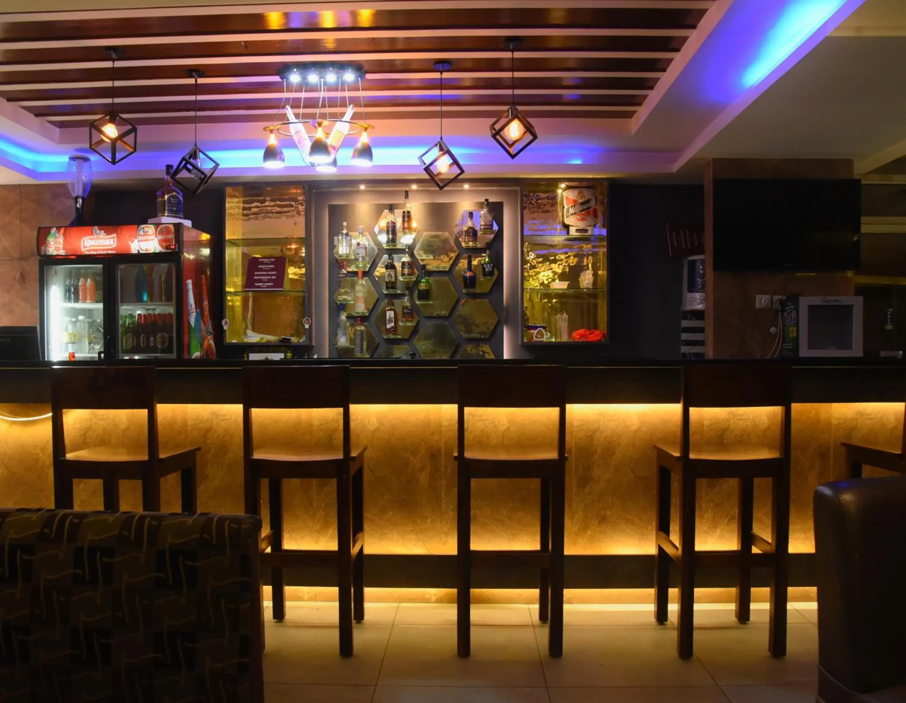 Lounge or bar in Hotel Laxmi Niwas - A Heritage Retreat Lounge or bar in Hotel Laxmi Niwas - A Heritage Retreat