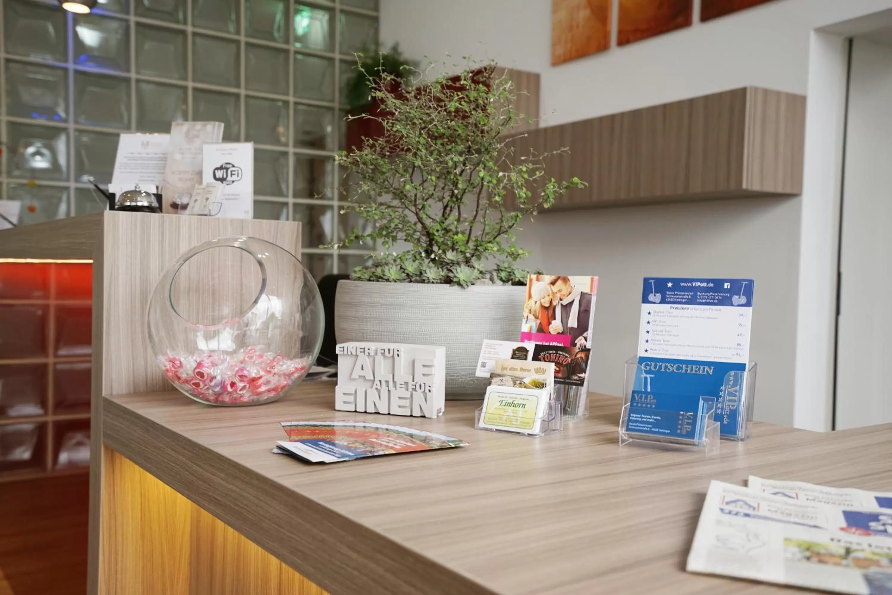 Lobby or reception in Ruhr Inn Hotel