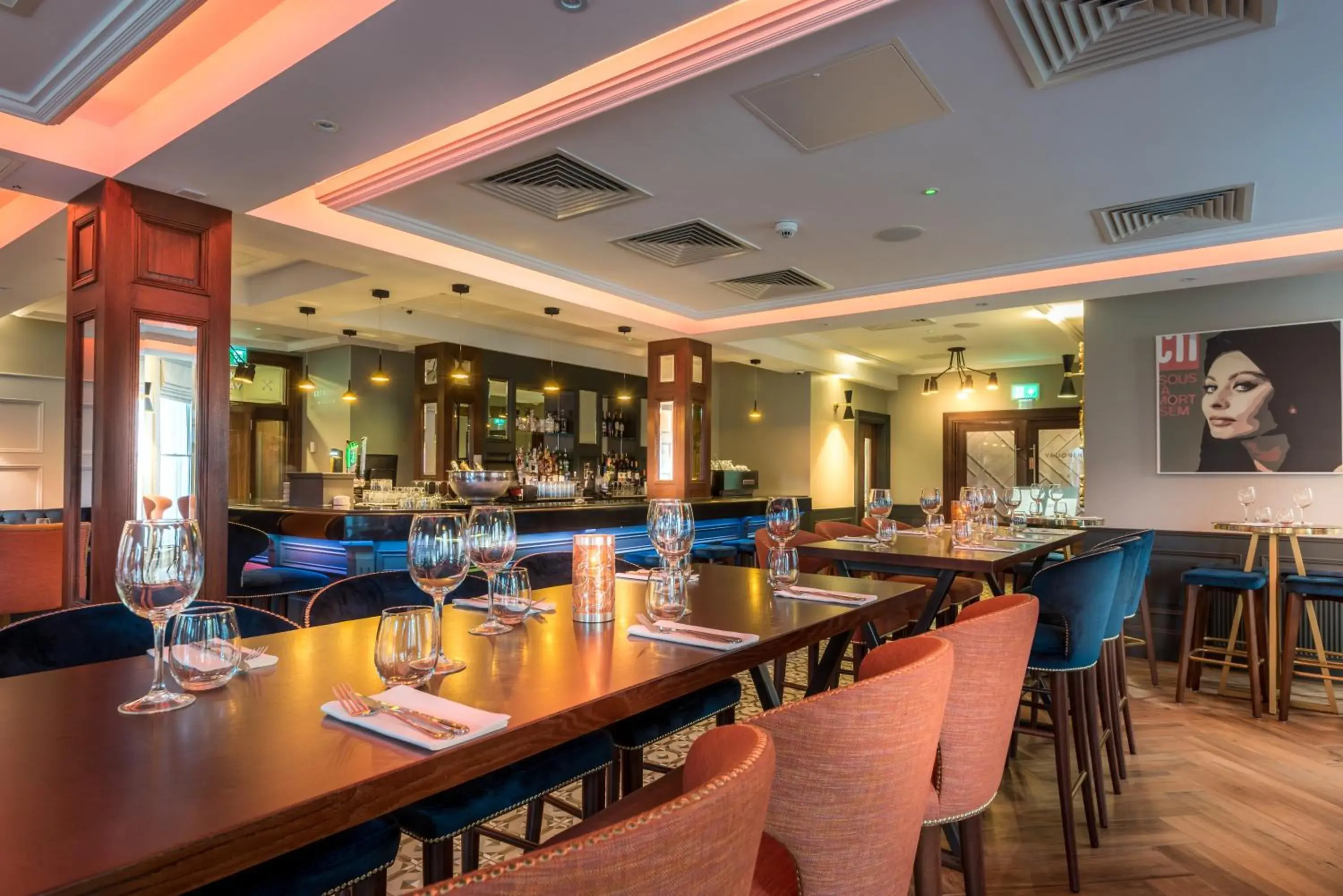 Restaurant/Places to Eat in Shipquay Boutique Hotel