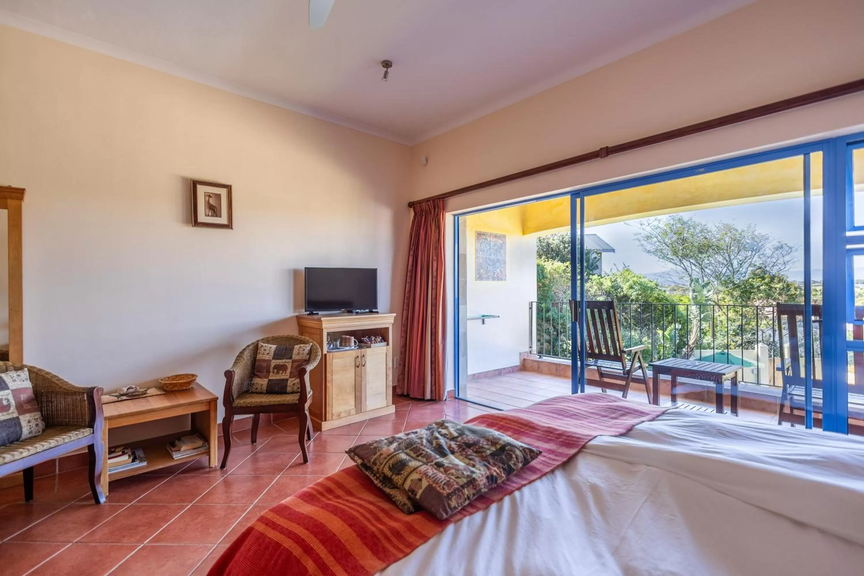 Photo of the whole room, Bed in Gästehaus Pinkepank