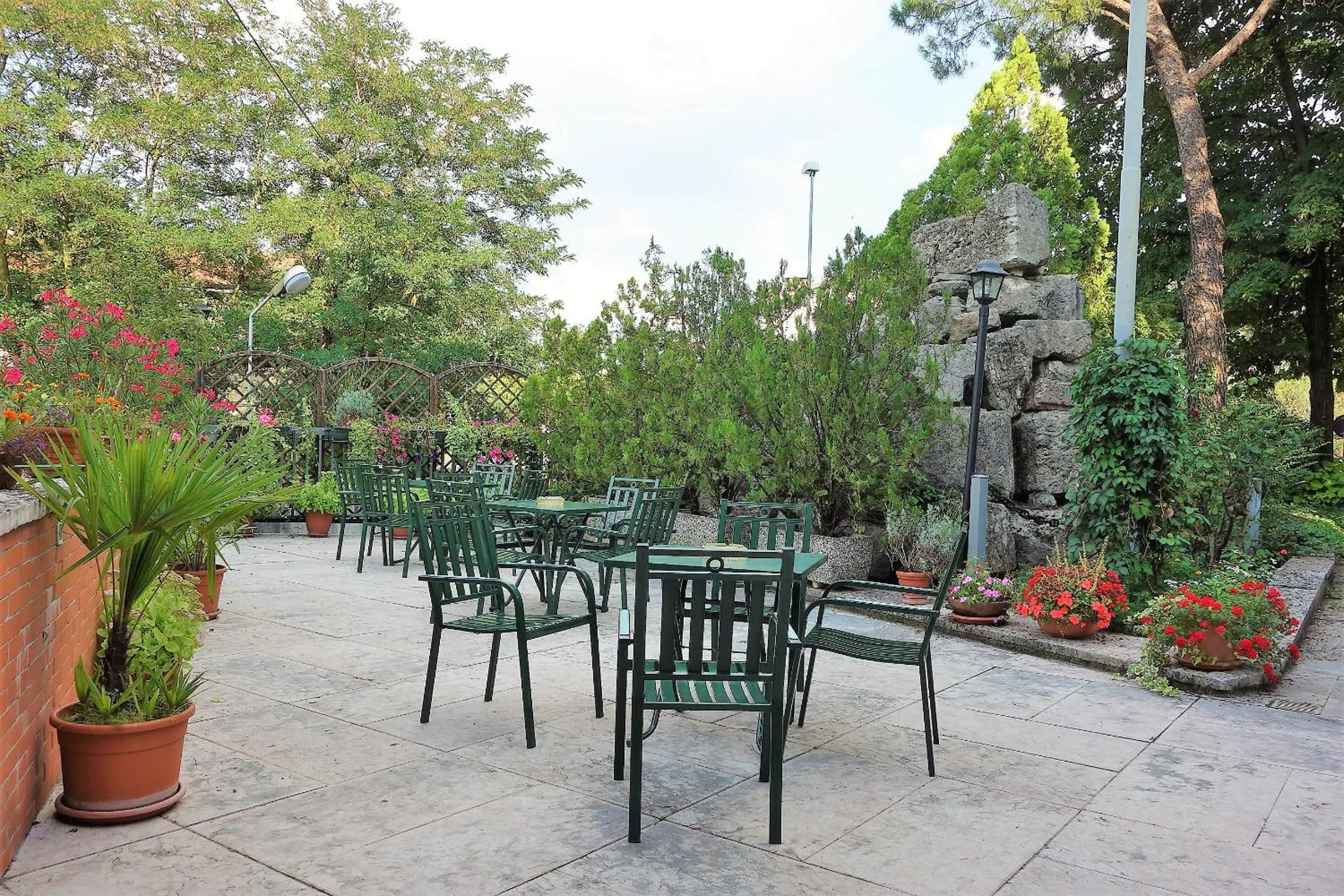 Garden in Euromotel Croce Bianca