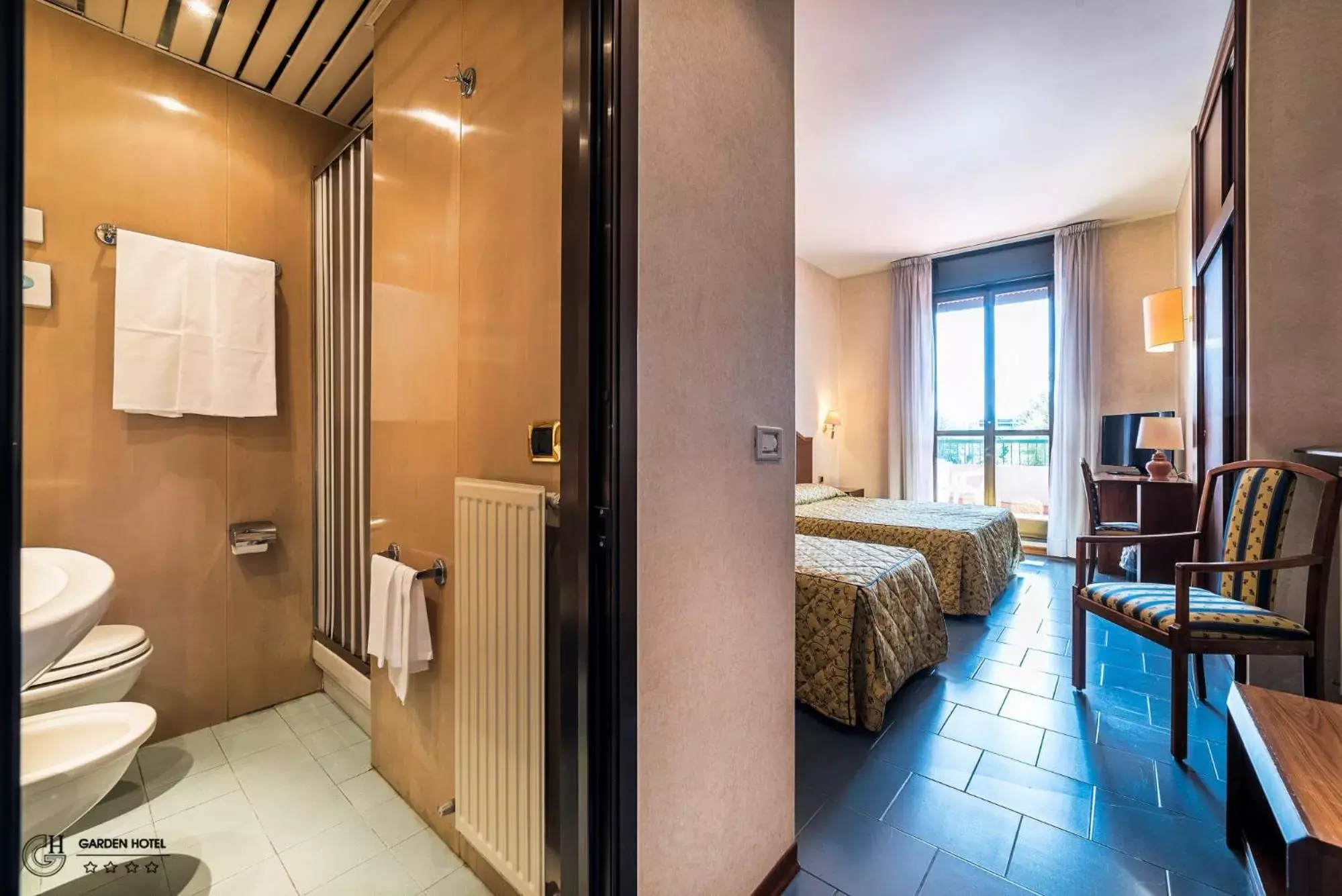 Photo of the whole room, Bathroom in Hotel Garden Terni