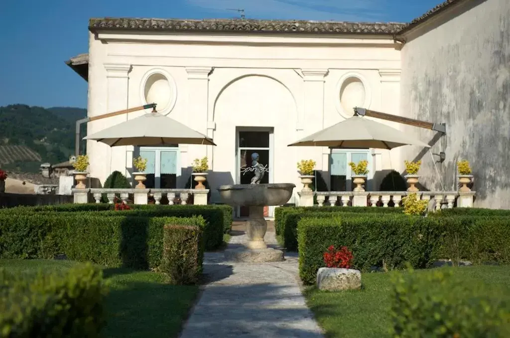 Balcony/Terrace, Garden in Palazzo Leti Residenza d'Epoca