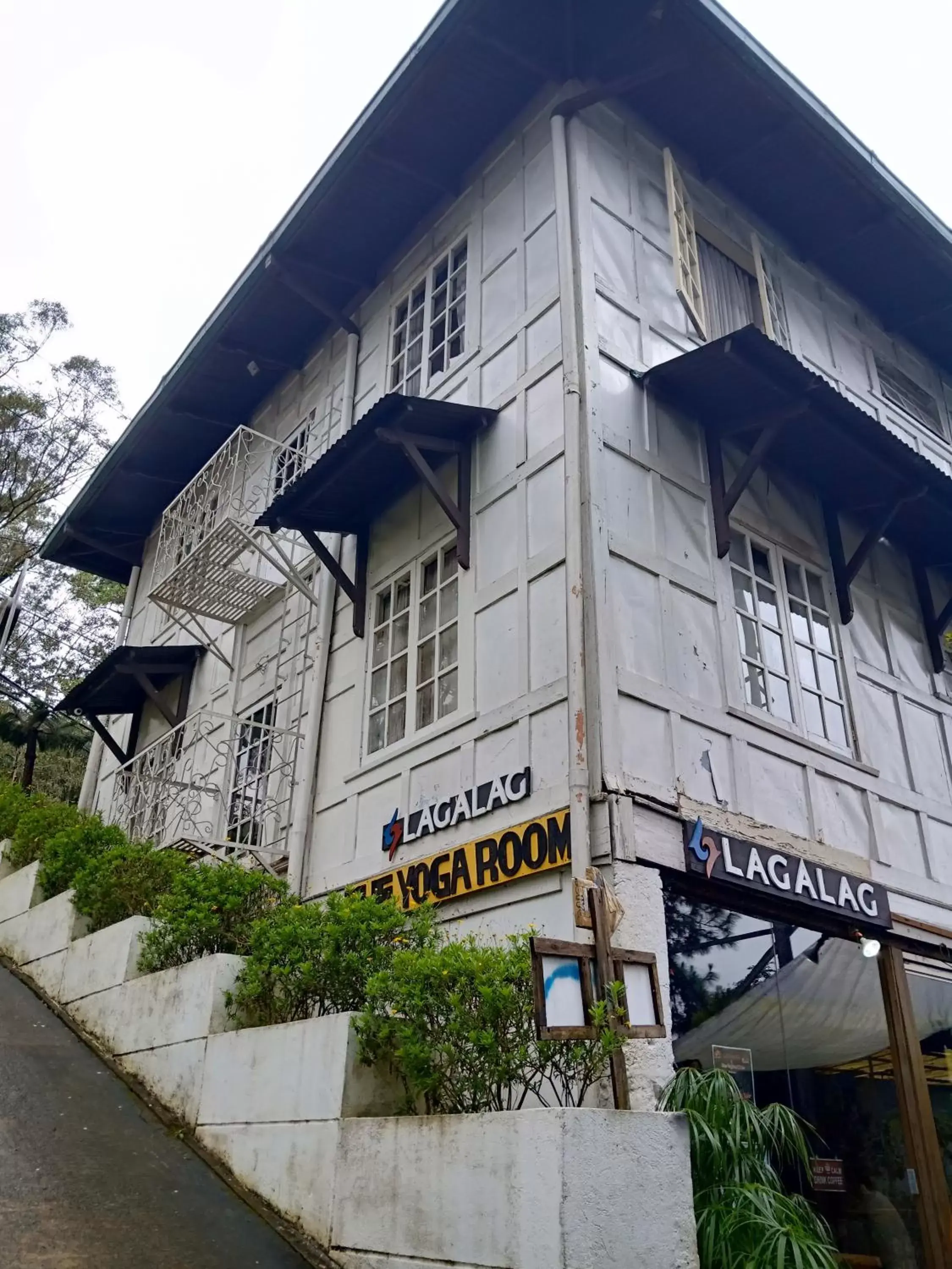 Property building in Casa Vallejo Hotel Baguio Property building in Casa Vallejo Hotel Baguio