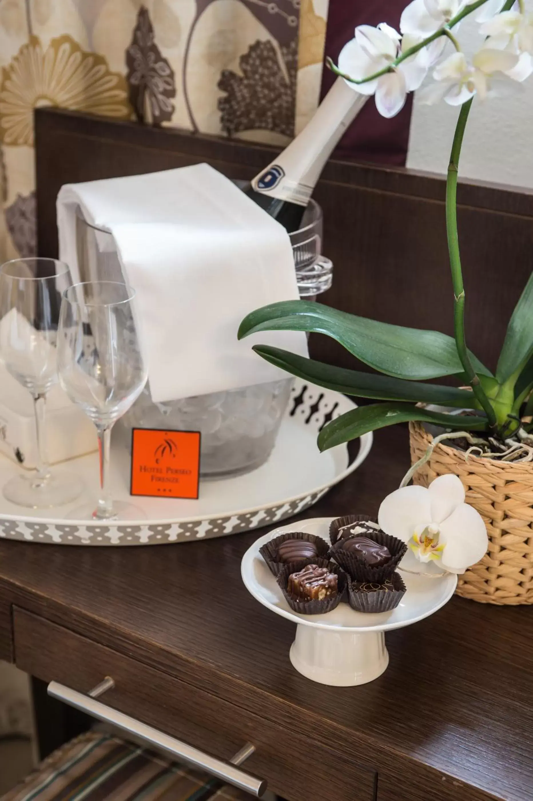 Decorative detail, Coffee/Tea Facilities in Hotel Perseo