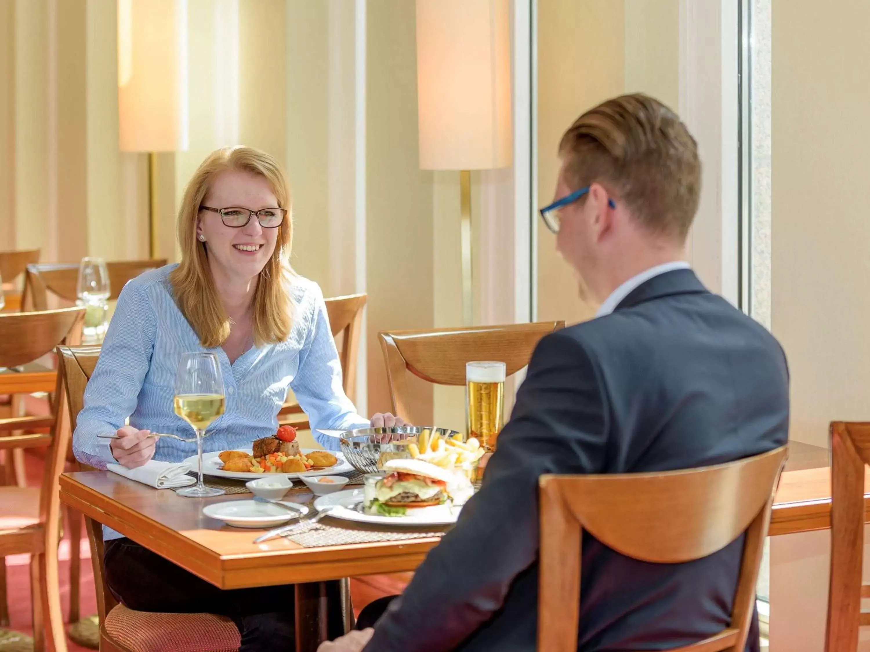 Restaurant/places to eat, Guests in Novotel Freiburg am Konzerthaus