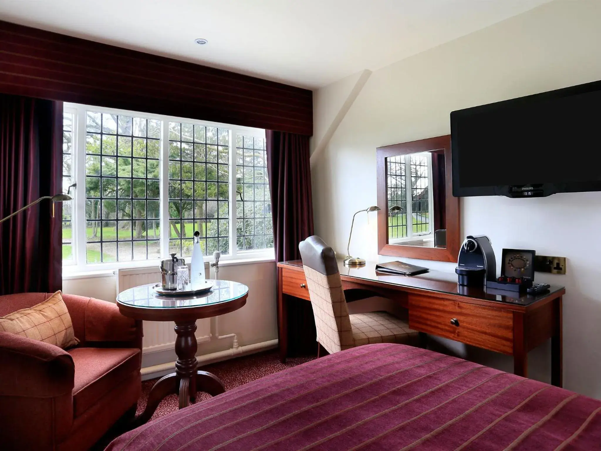 Bedroom, TV/Entertainment Center in Macdonald Craxton Wood Hotel & Spa