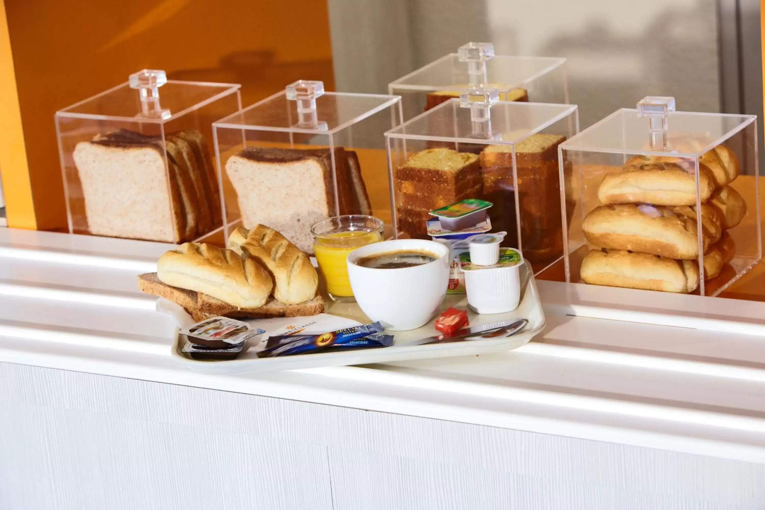 Continental breakfast, Coffee/Tea Facilities in Premiere Classe Montpellier Sud Lattes