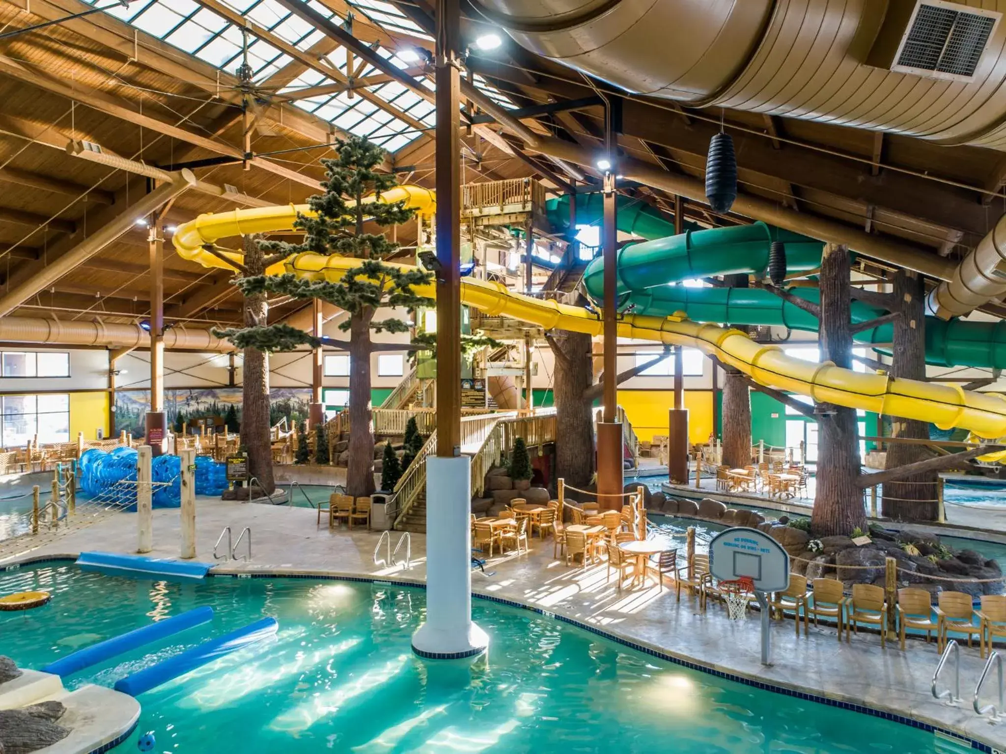 Aqua park, Swimming Pool in Timber Ridge Lodge and Waterpark