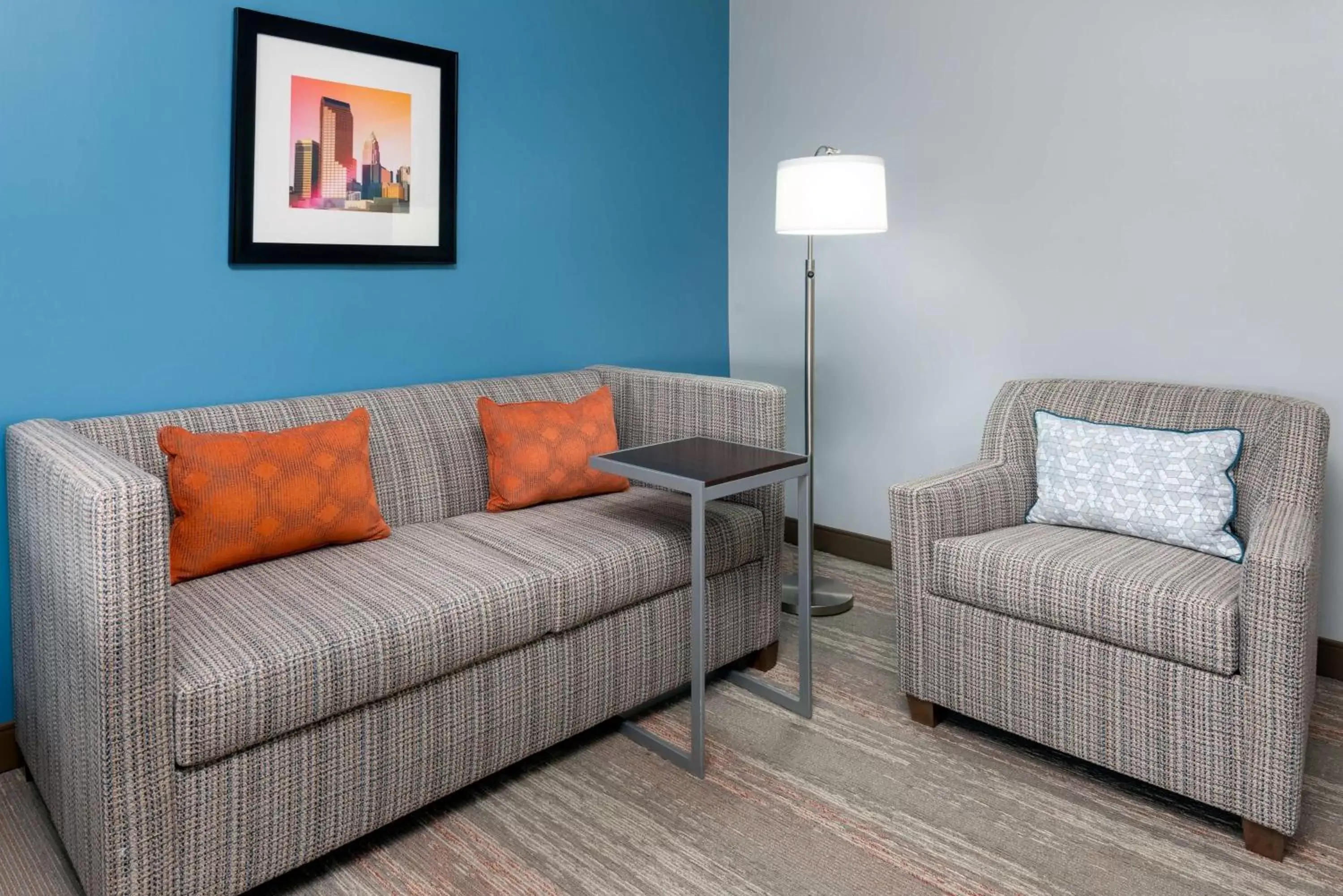 Living room, Seating Area in Hampton Inn Charlotte Uptown