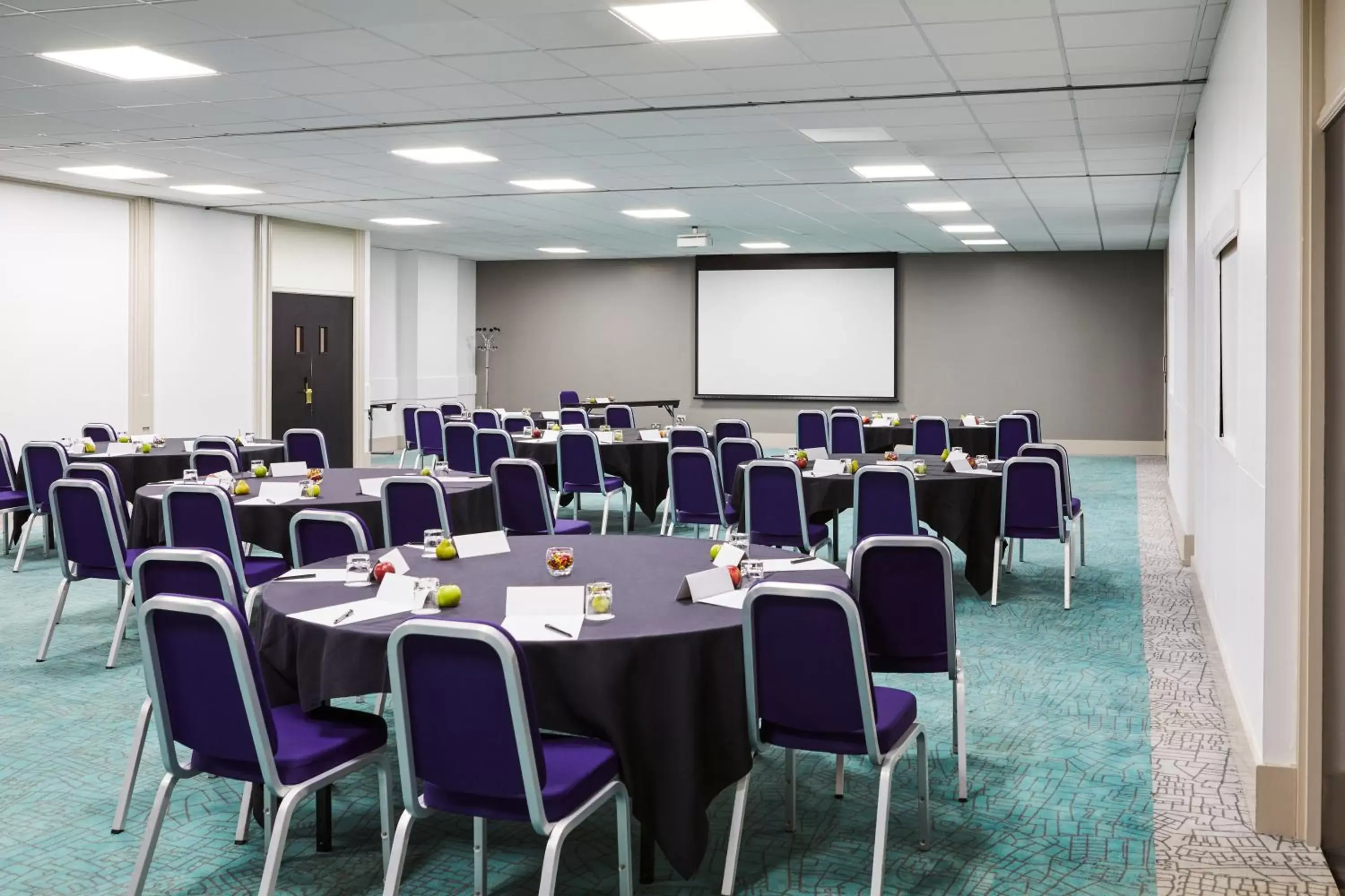 Business facilities in Mercure Telford Centre Hotel