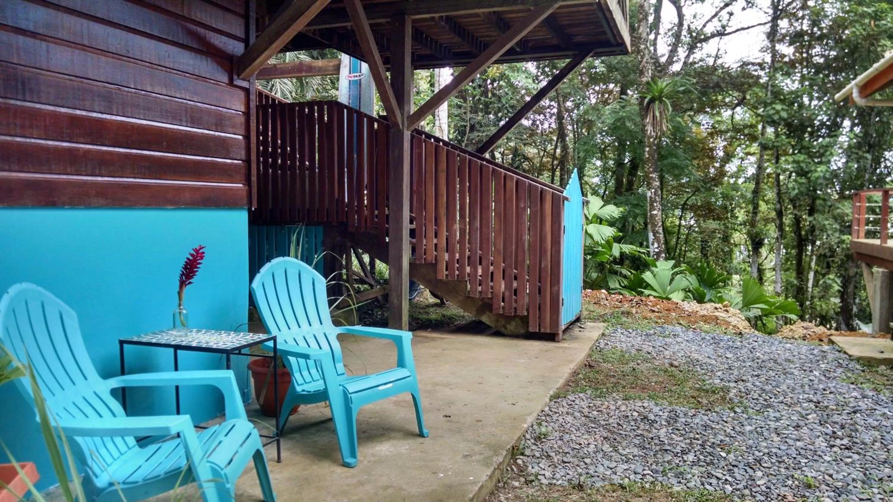 Patio in Surf Break at Paunch