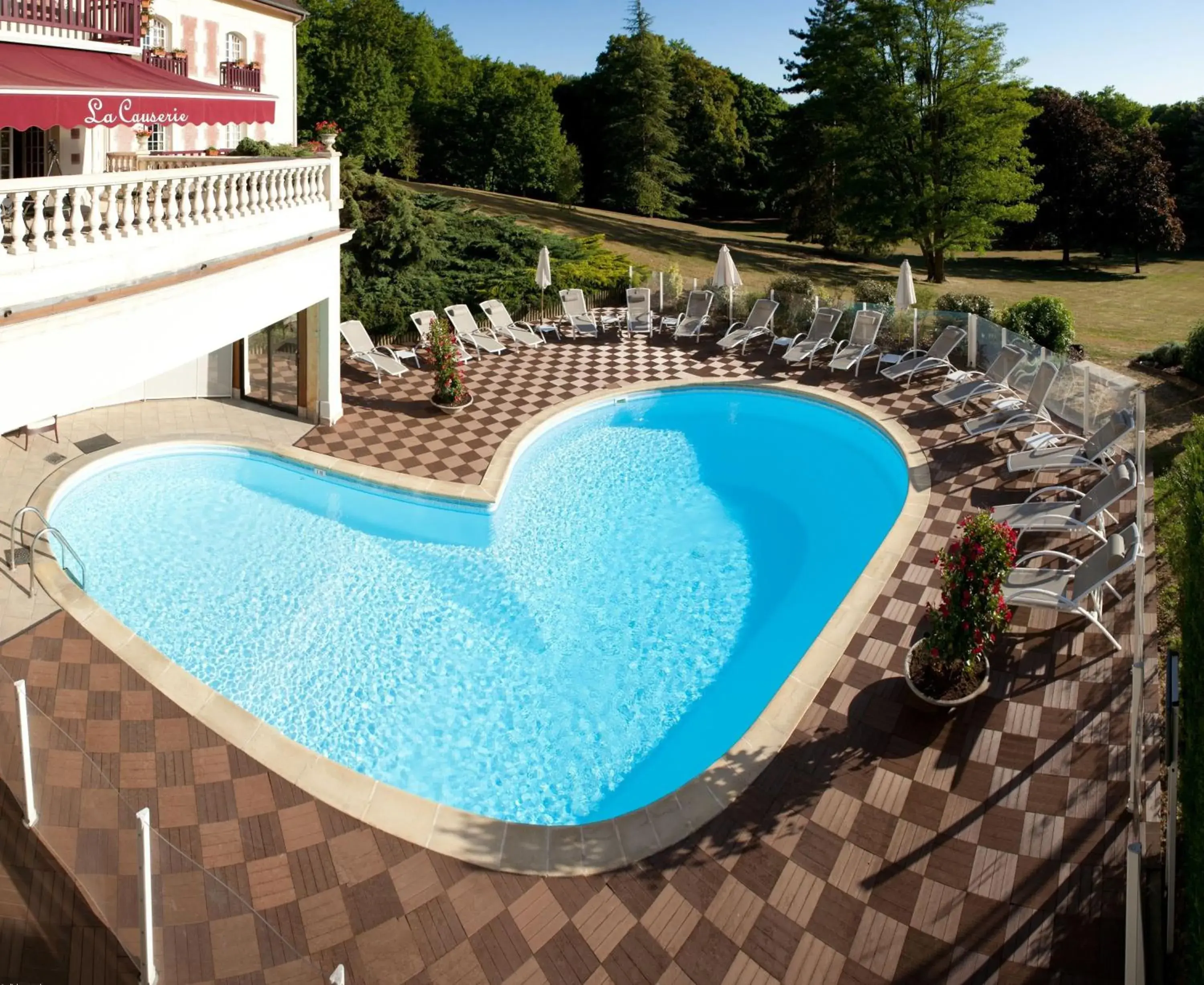 Balcony/Terrace, Pool View in Le Château de la Tour