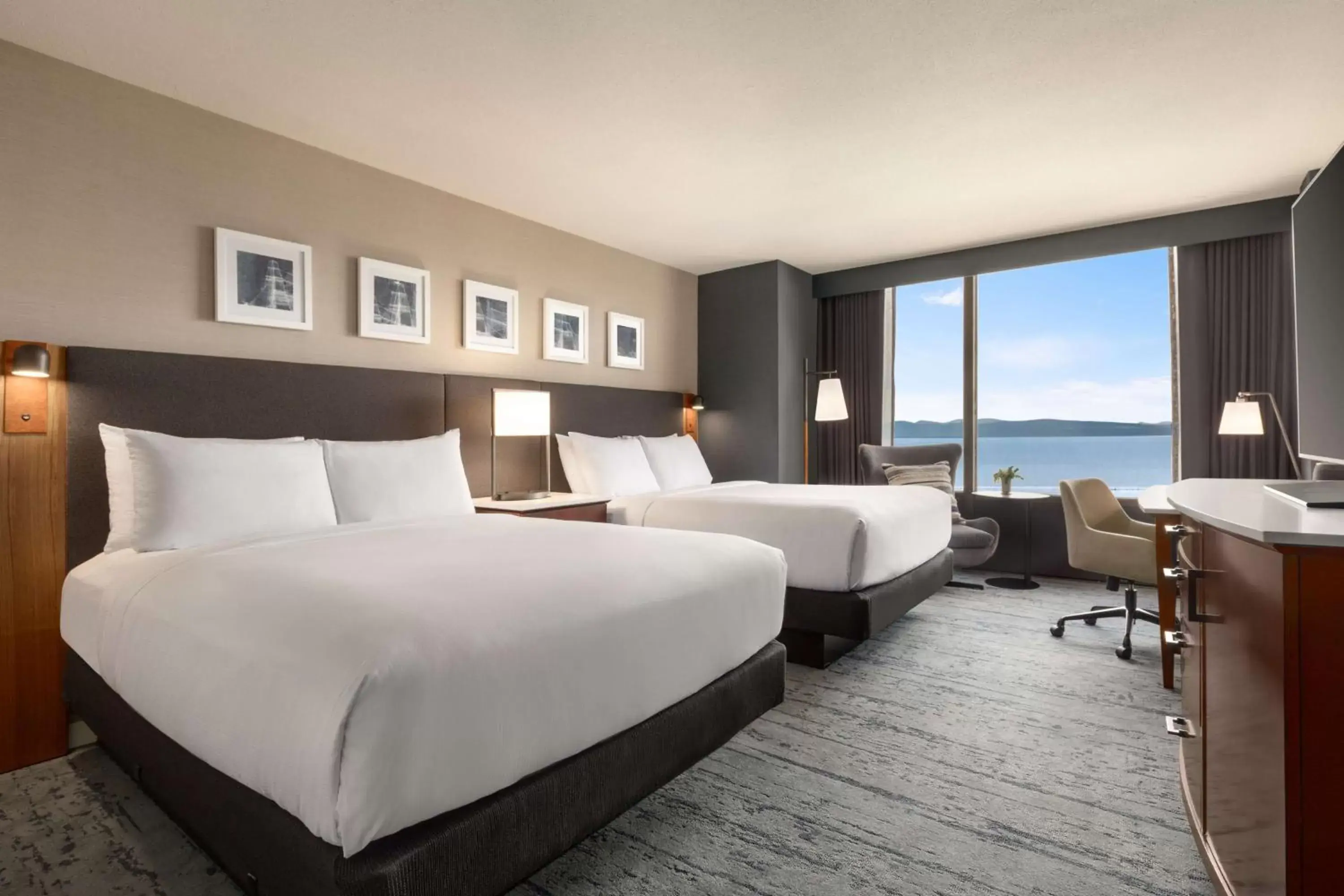 Bedroom in Hilton Burlington Lake Champlain