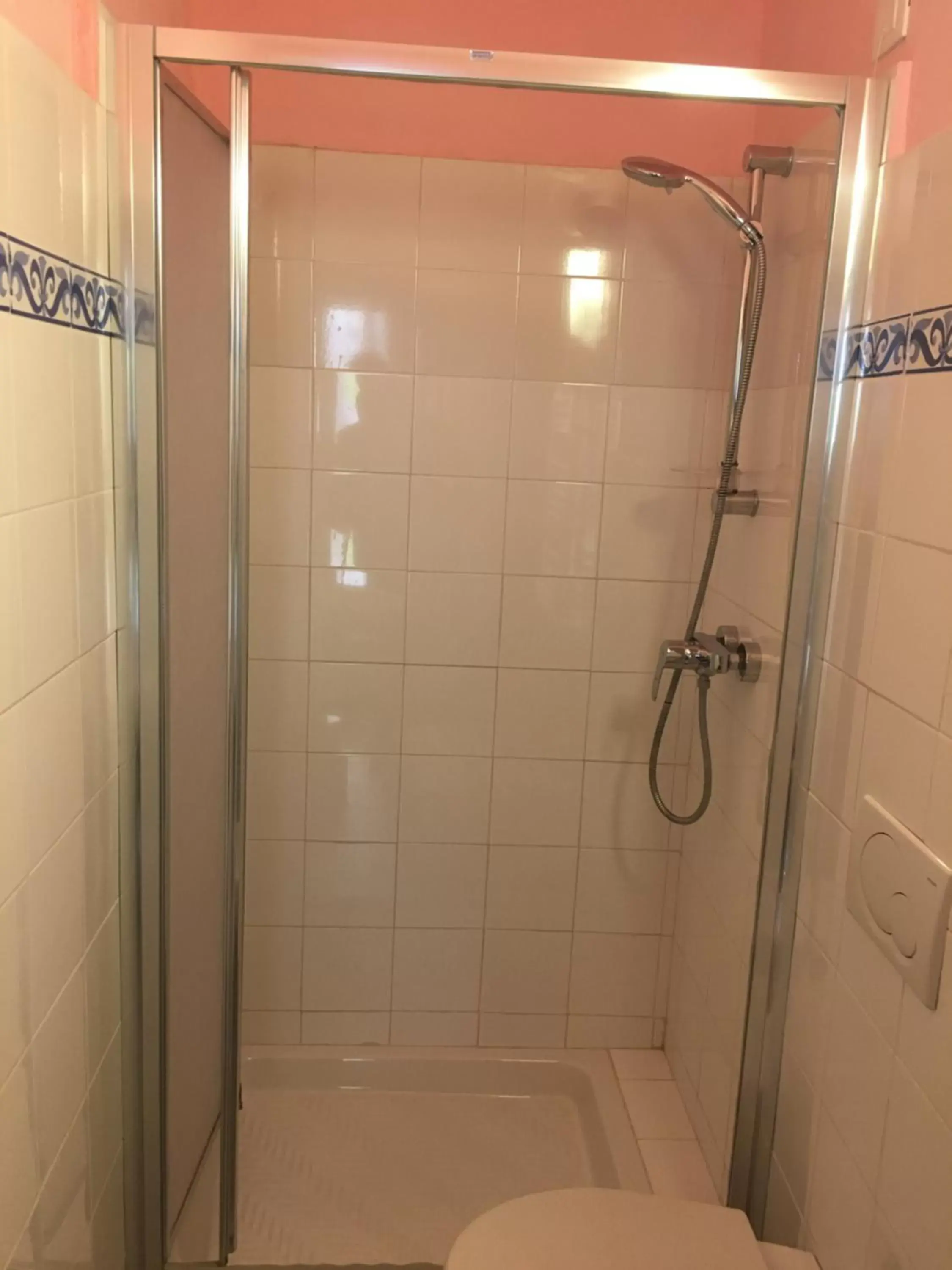 Shower, Bathroom in Maison Dei Miracoli