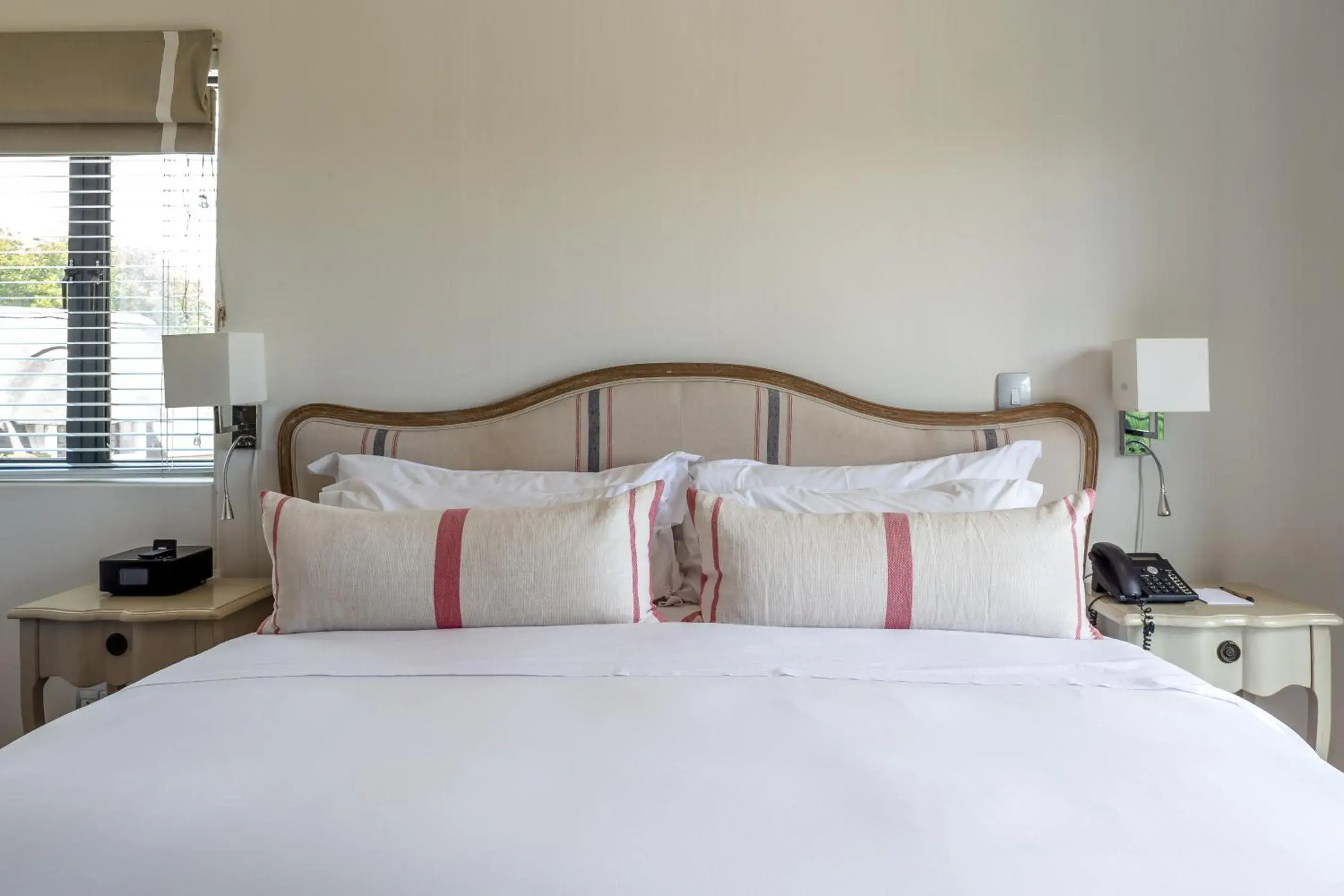 Bed in Wedgeview Country House & Spa