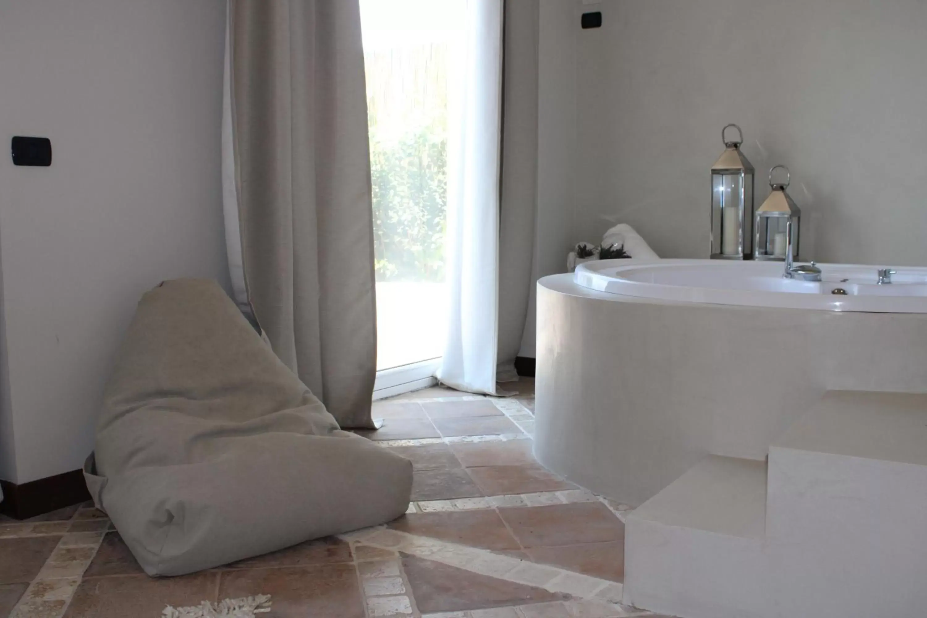 Lake view, Bathroom in La Locanda Del Pontefice - Luxury Country House