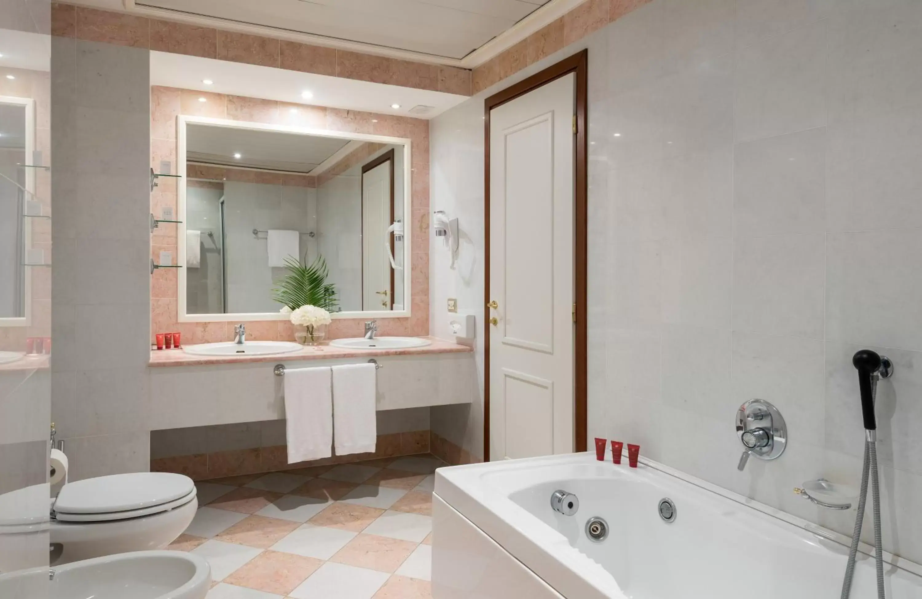 Bathroom in Leonardo Hotel Milan City Center