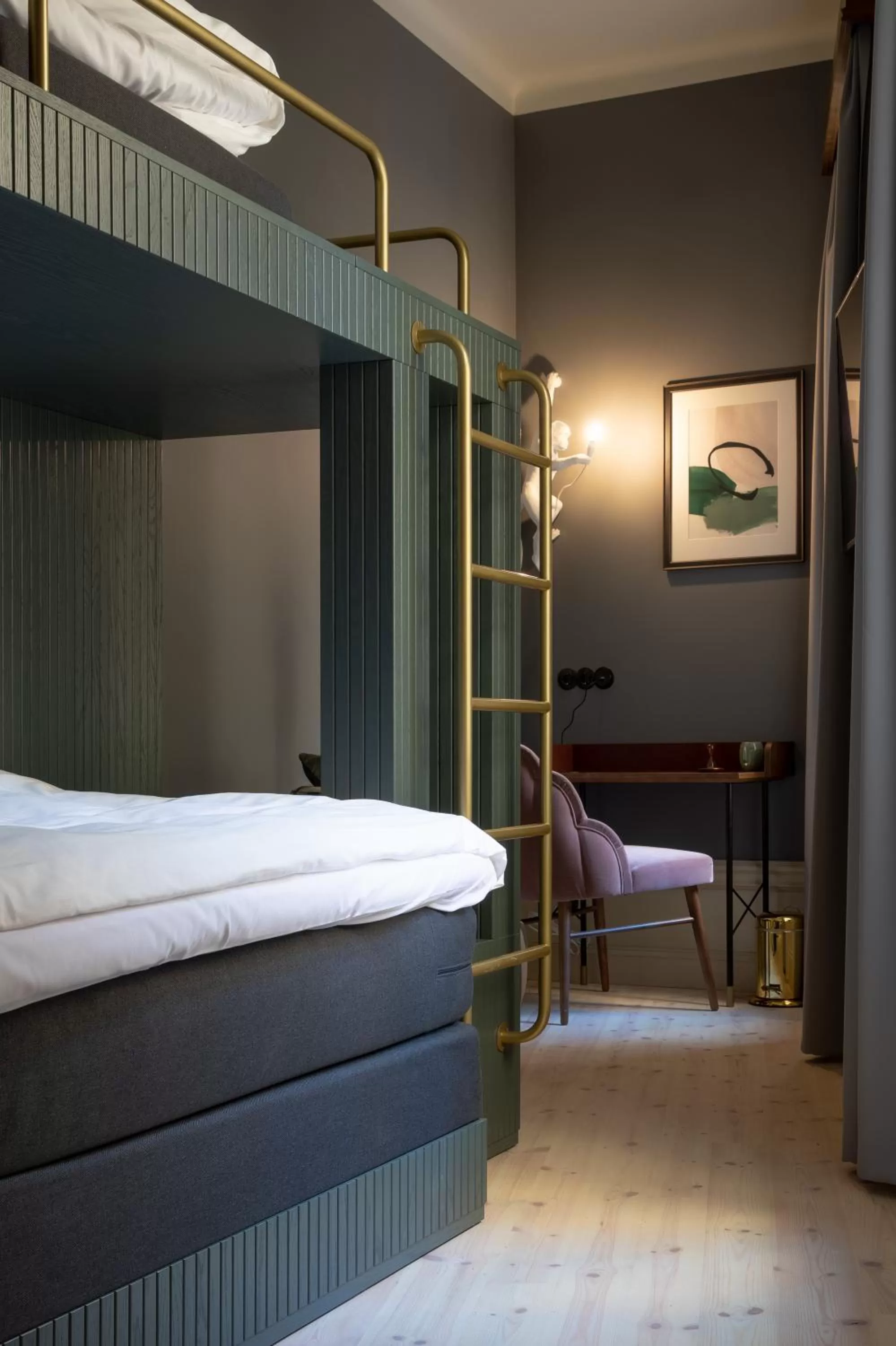 Bed in Hotel Frantz, WorldHotels Crafted