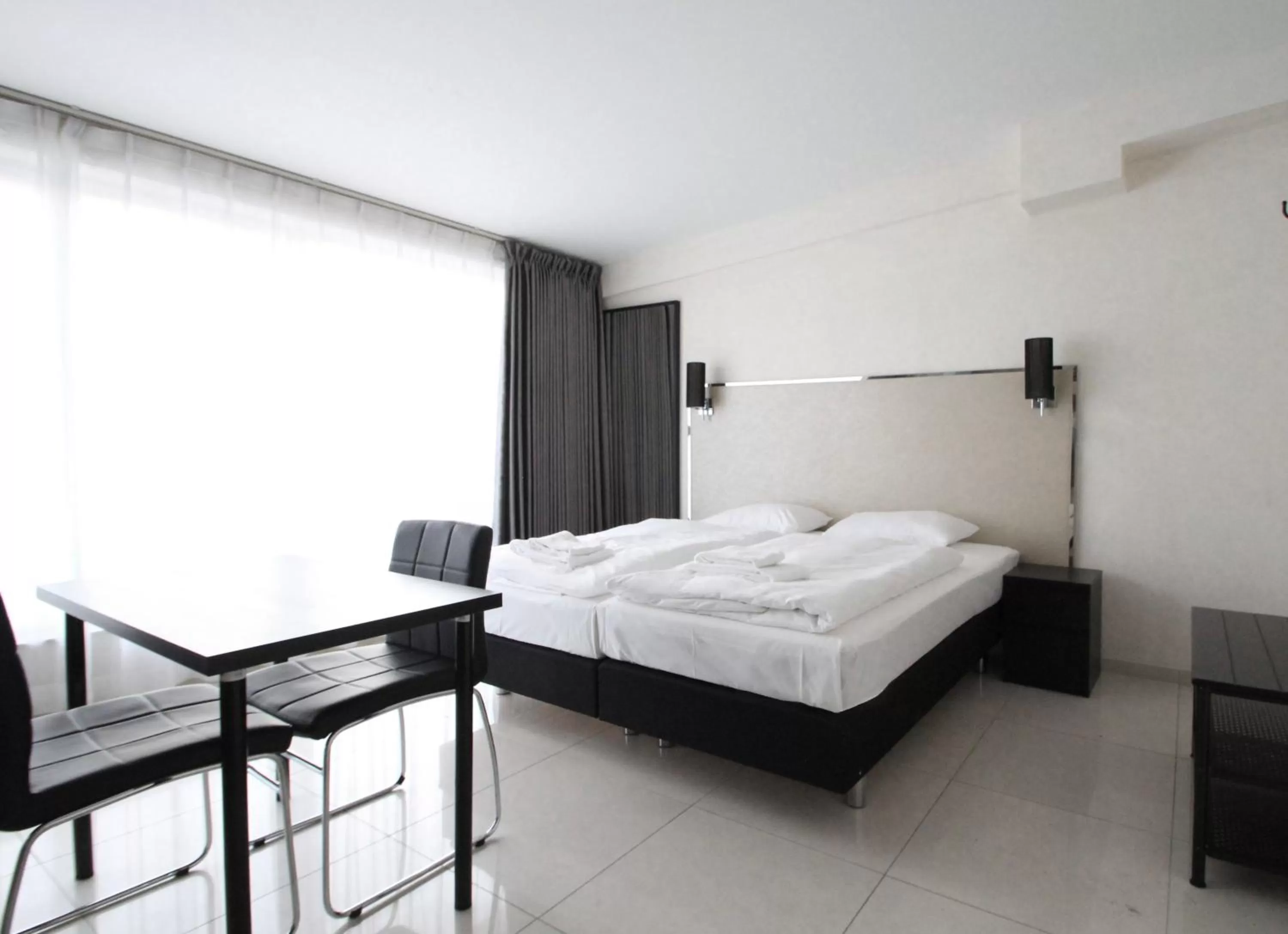 Bed in Super Stay Hotel, Oslo