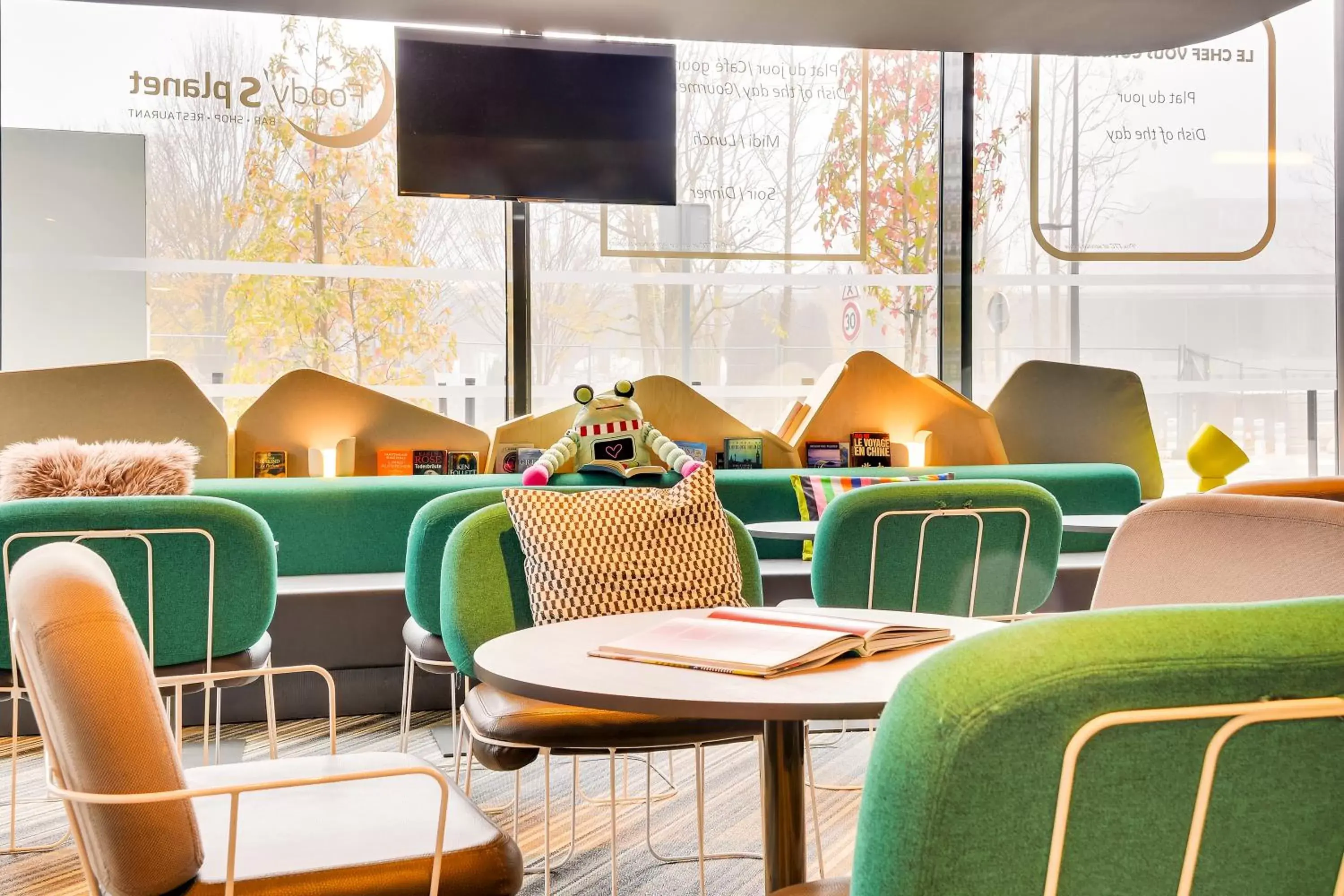 Lobby or reception in ibis Styles Paris Charles de Gaulle Airport