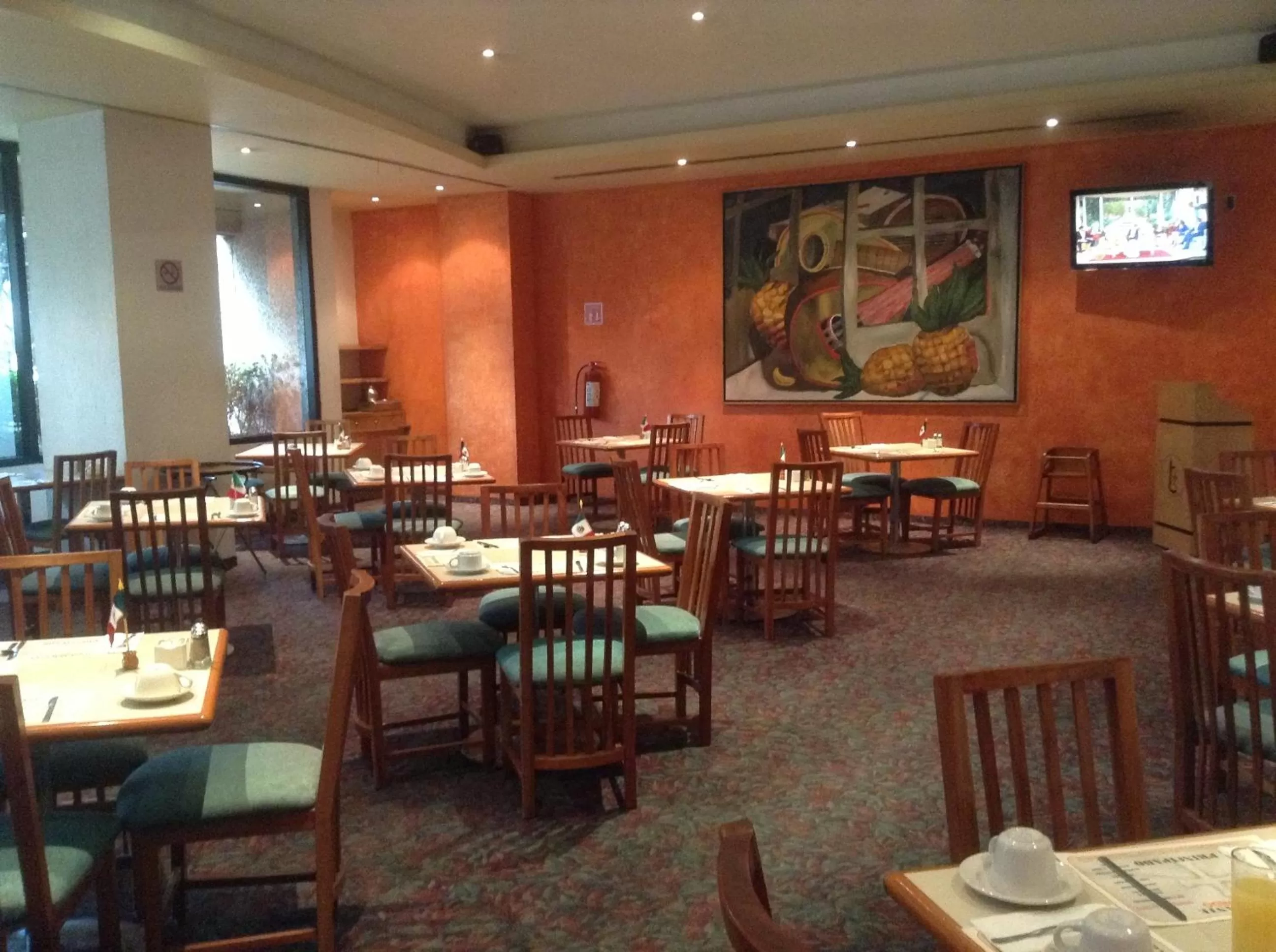 Restaurant/places to eat in Hotel Sevilla