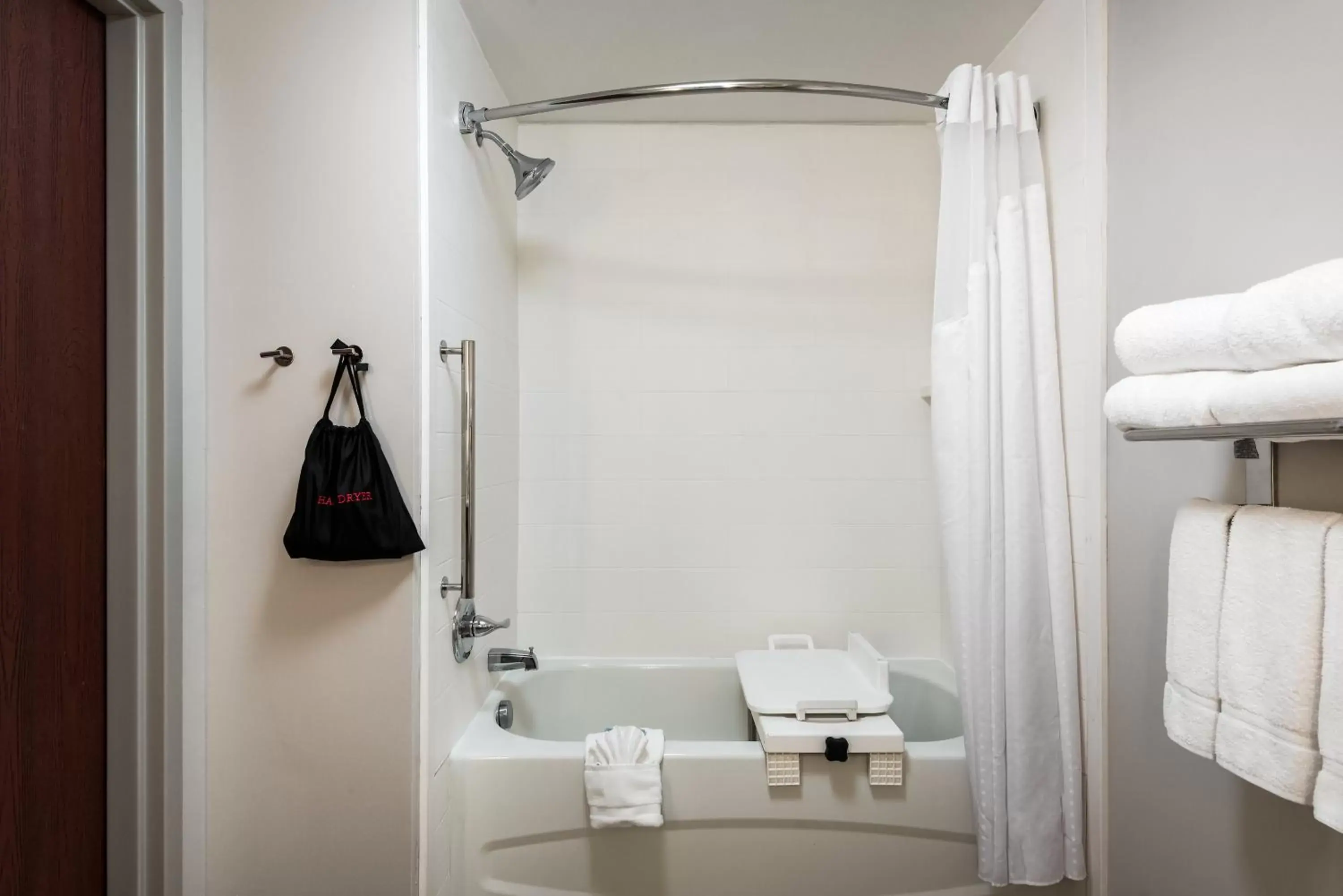 Bathroom in Holiday Inn Express Hotel & Suites Bartow, an IHG Hotel