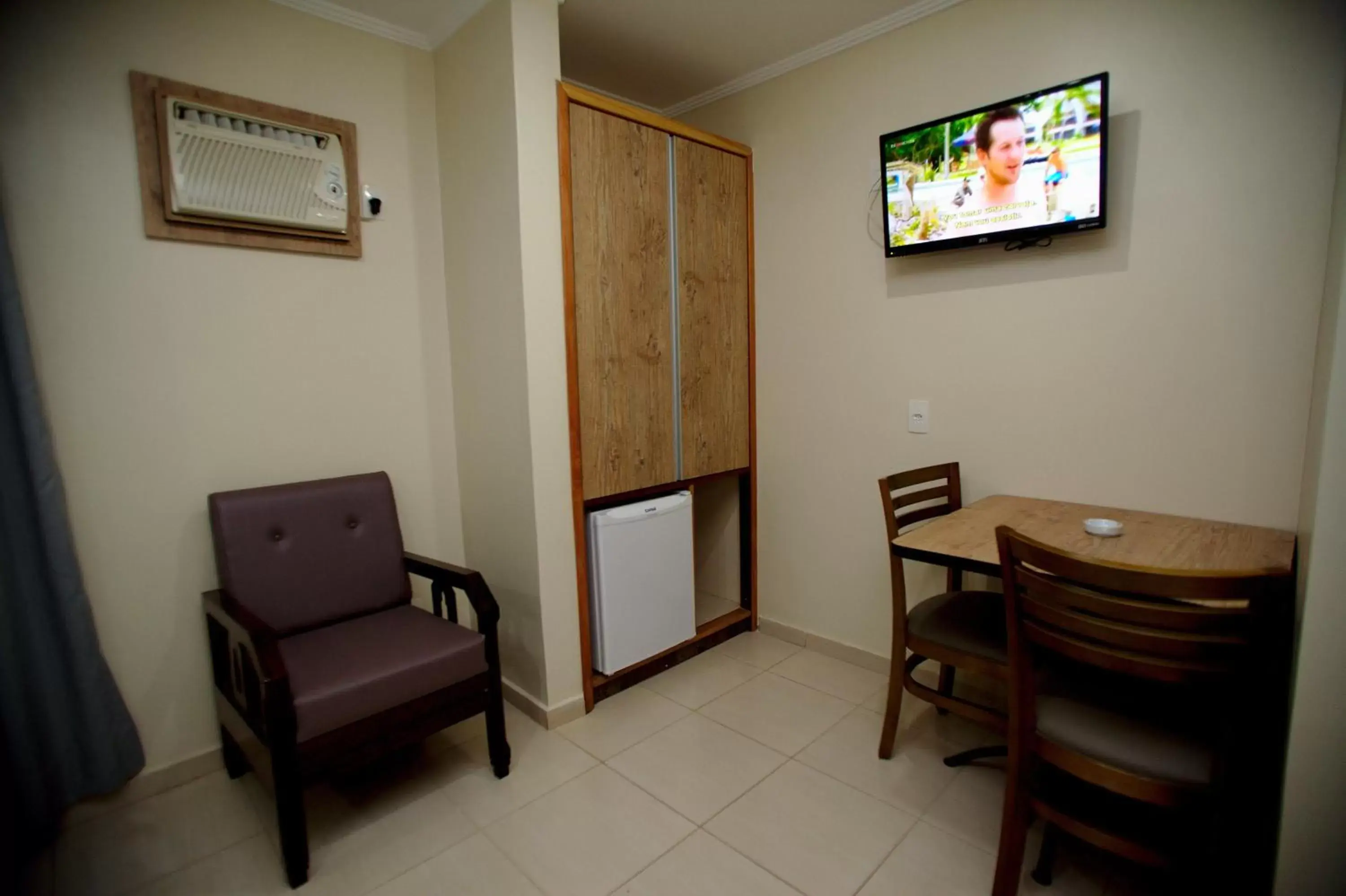 Decorative detail, TV/Entertainment Center in Hotel America do Sul