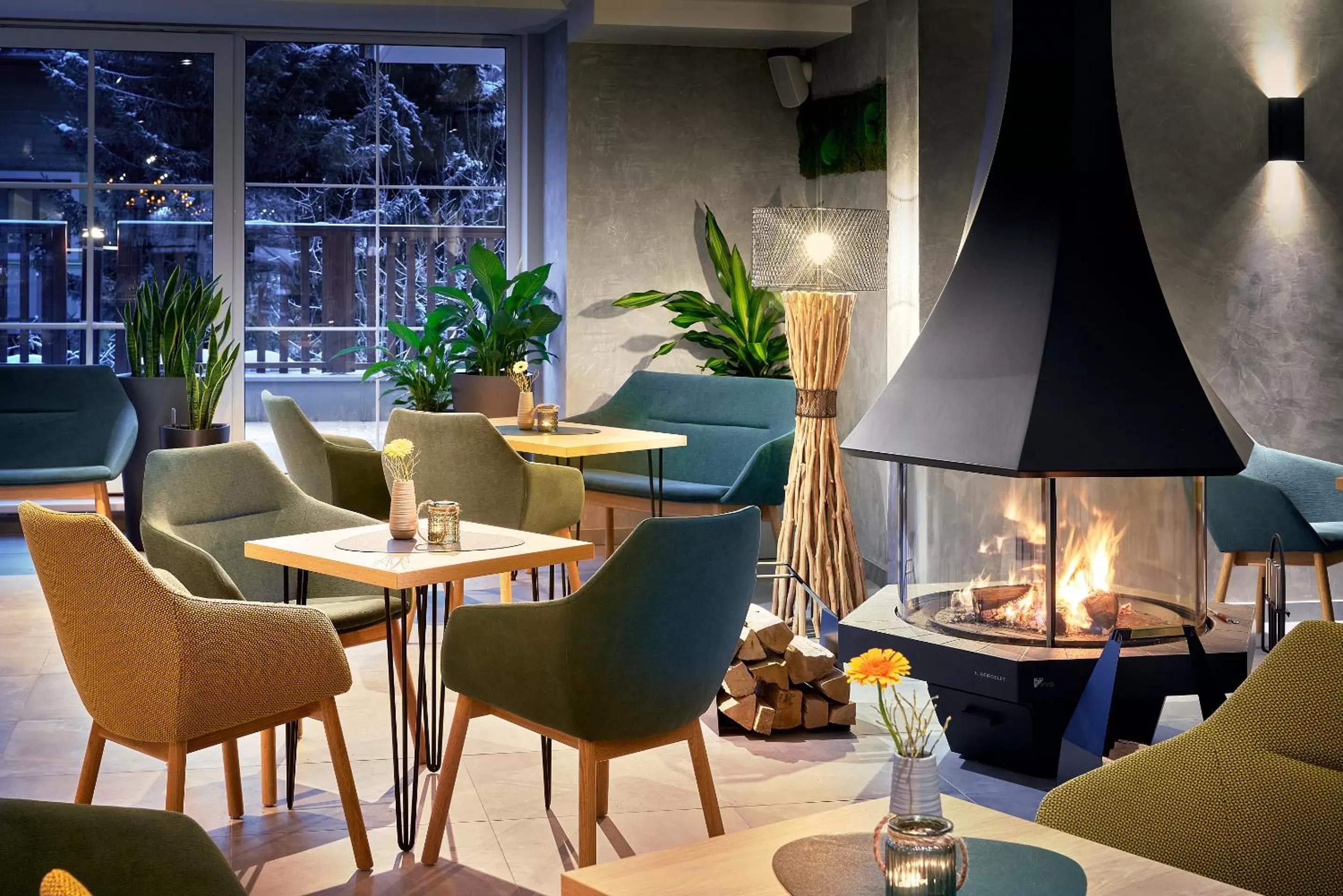 Lounge or bar in ever grün KAPRUN