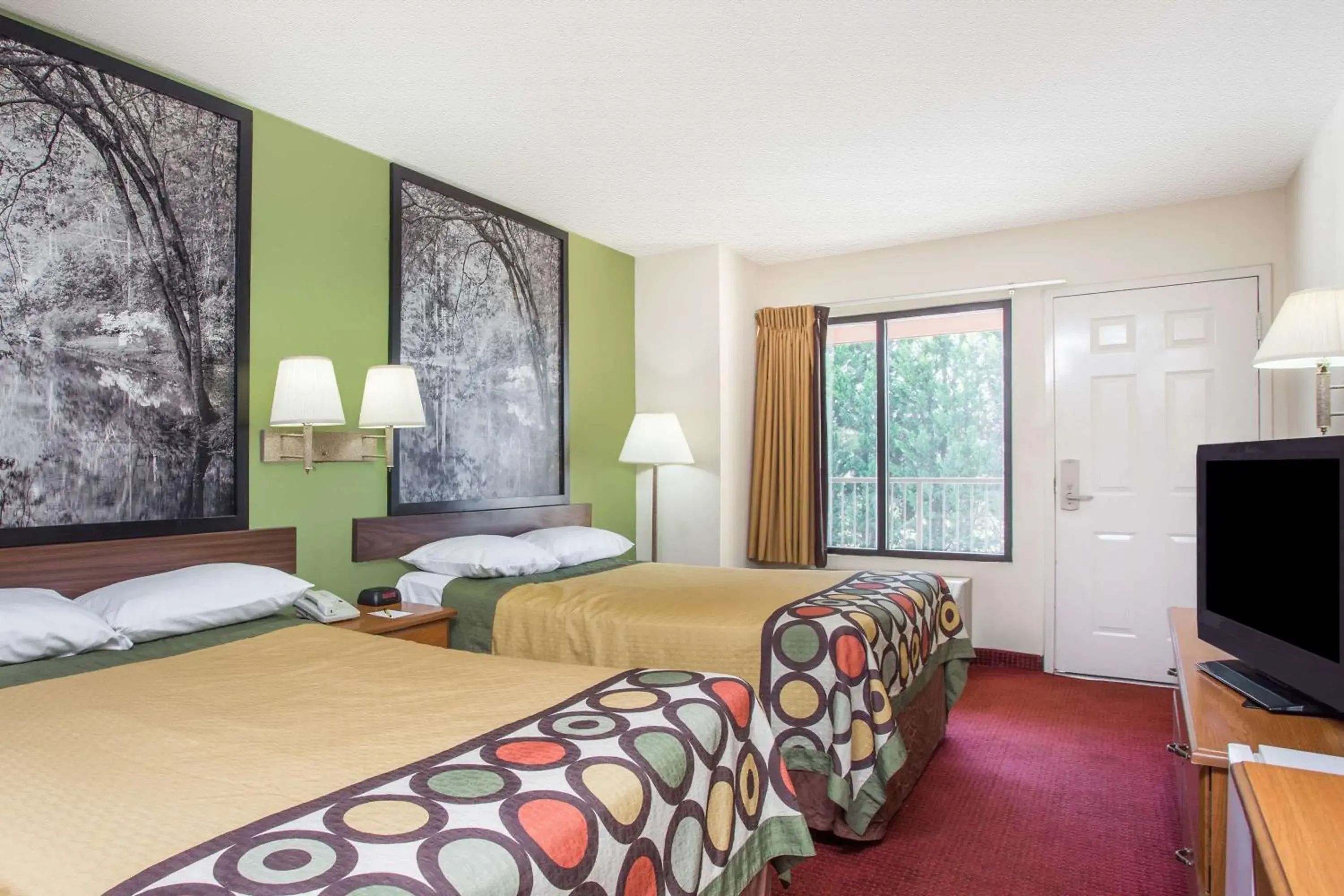 Double Room with Two Double Beds - Smoking in Super 8 by Wyndham Lavonia