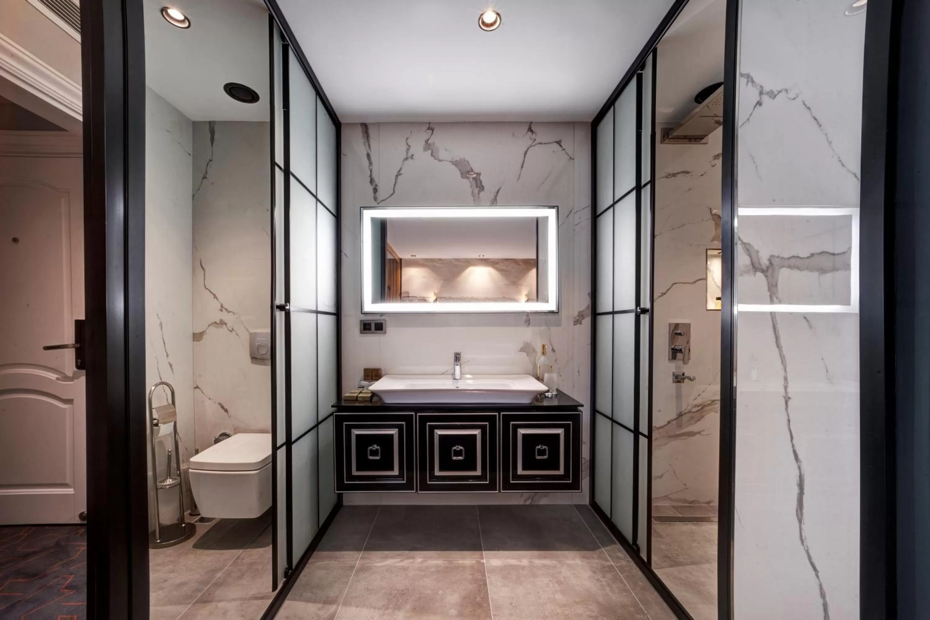 Bathroom, Bed in Berjer Boutique Hotel & Spa