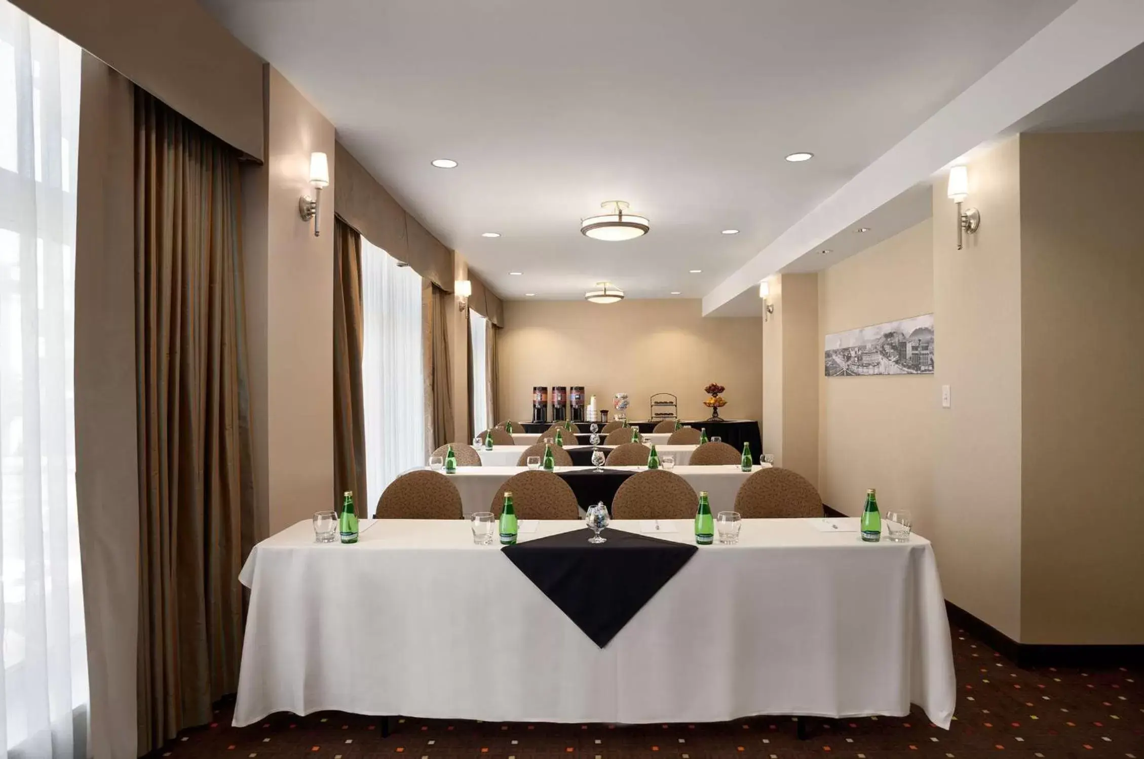 Meeting/conference room in Hampton Inn and Suites Ogden