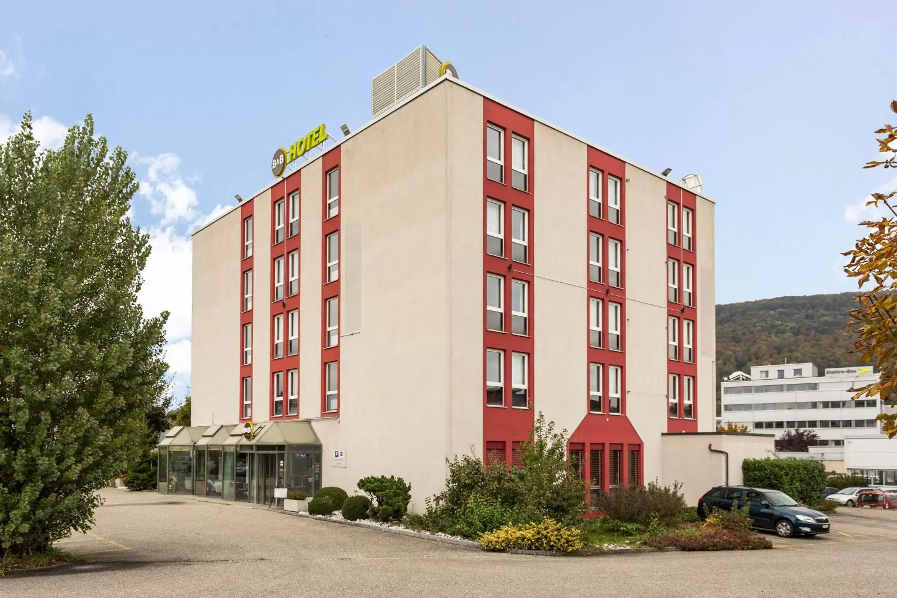 Property Building in B&B HOTEL Rothrist Olten