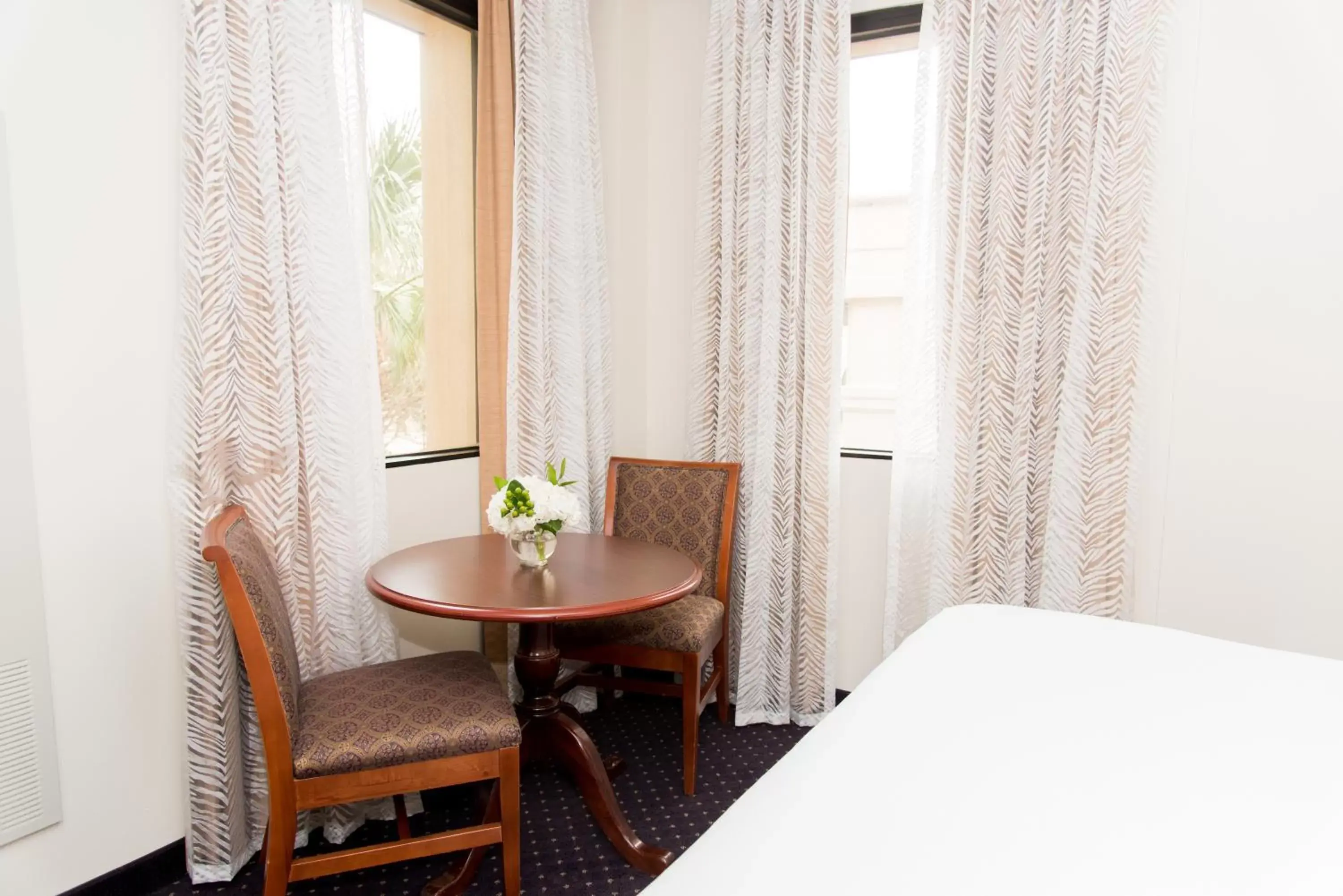 Seating area in The Cook Hotel & Conference Center